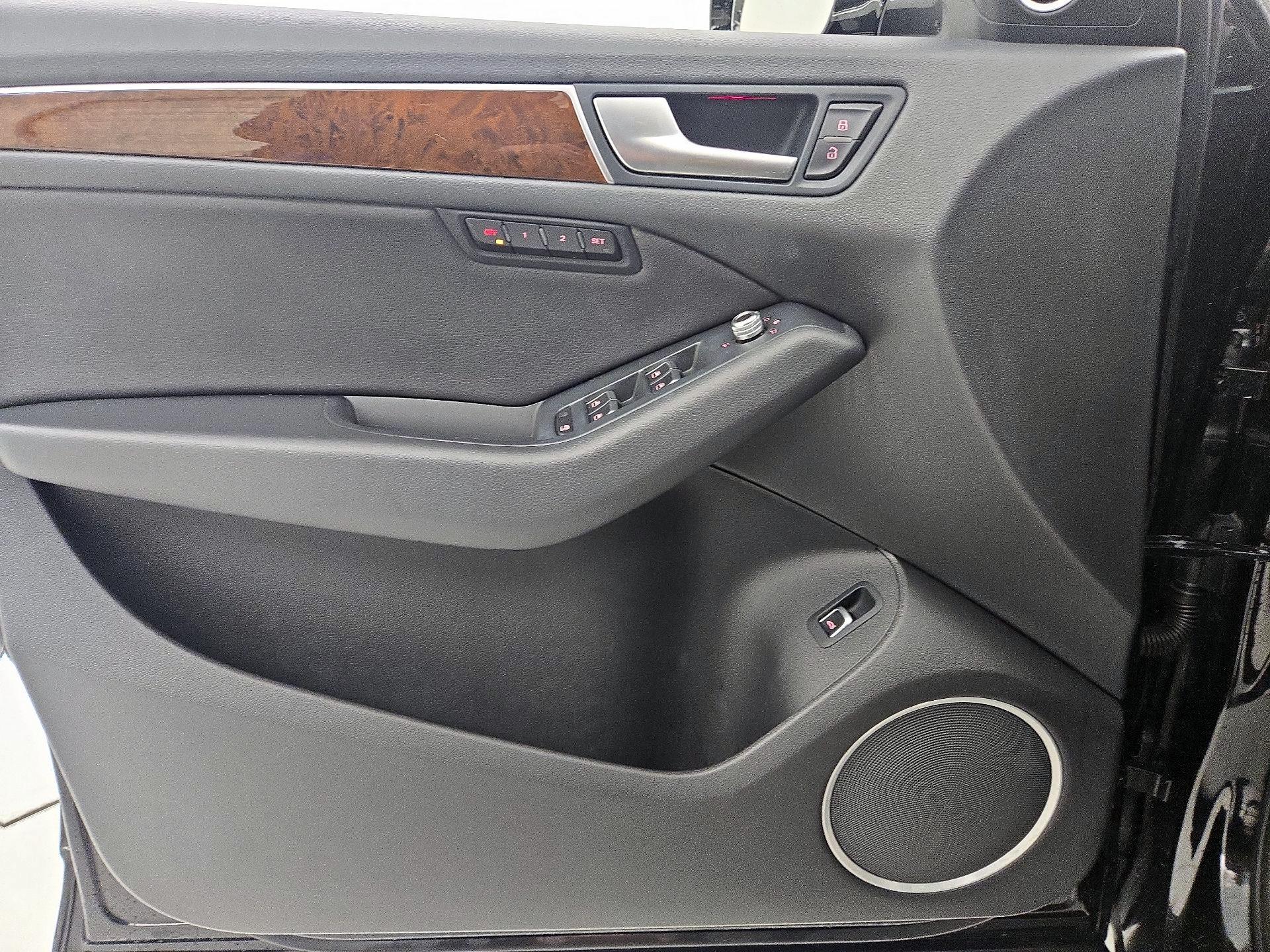 Thumbnail: 2015 Audi Q5 - 12