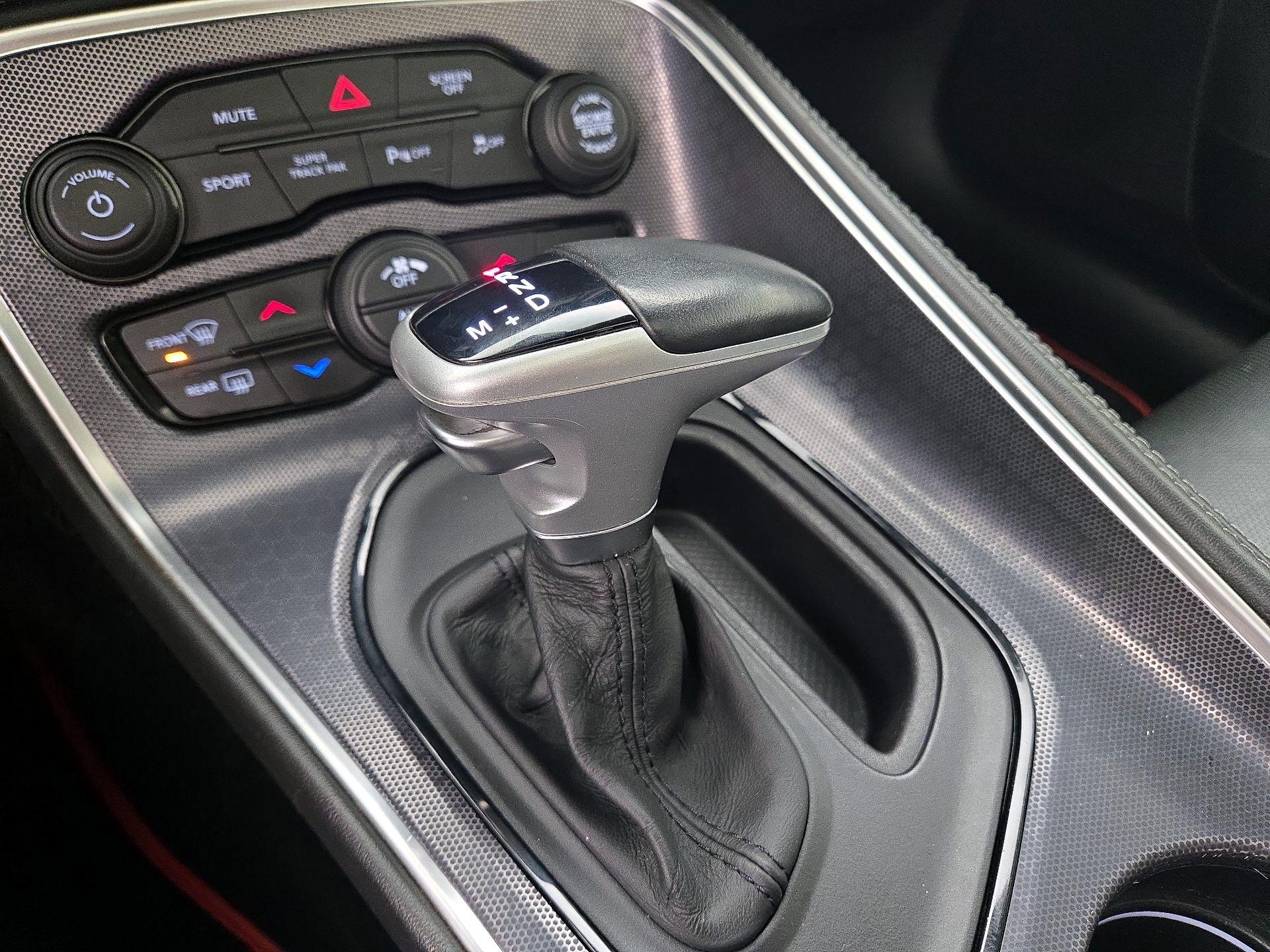 Thumbnail: 2018 Dodge Challenger - 18