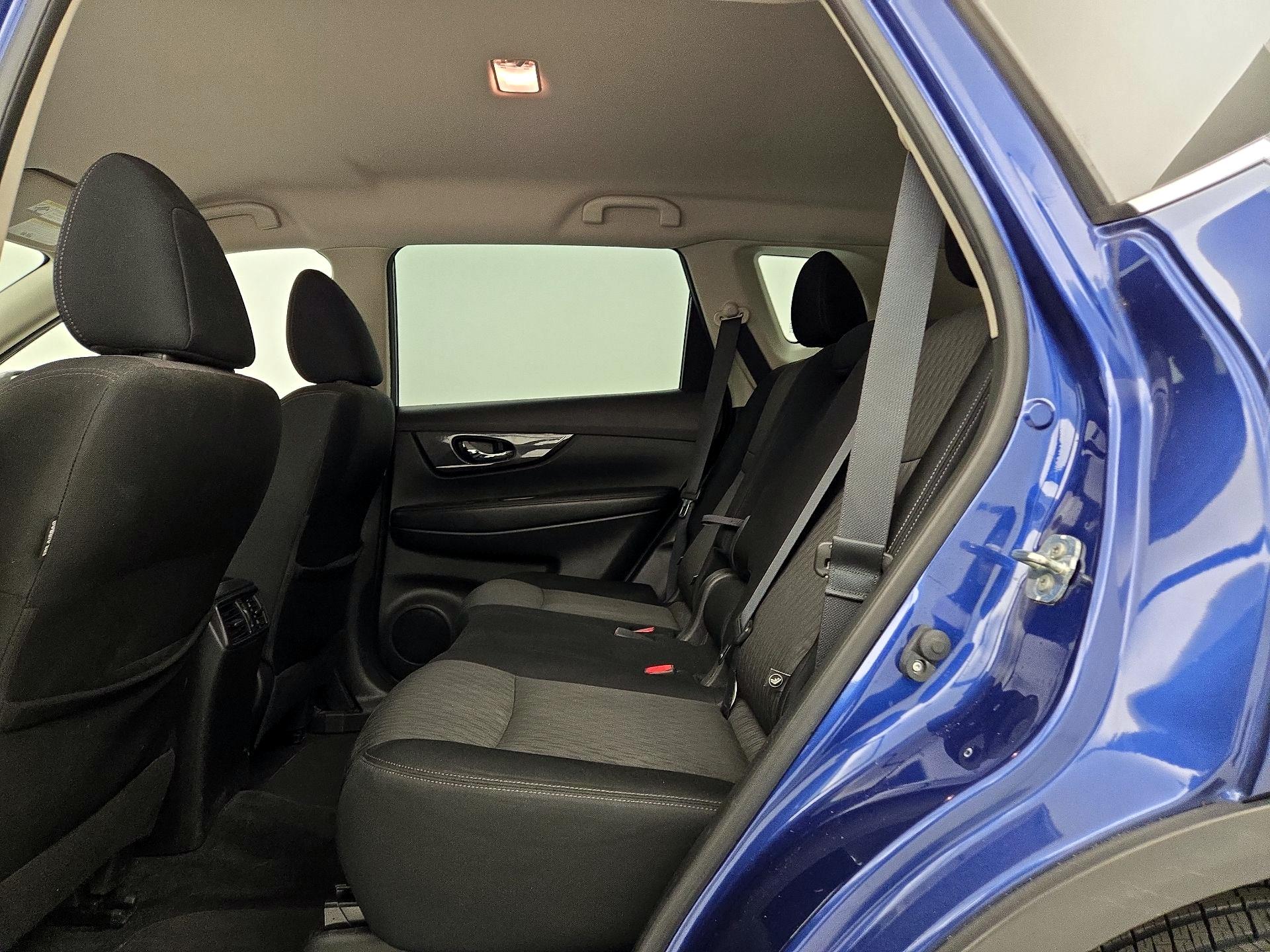 Thumbnail: 2020 Nissan Rogue - 19