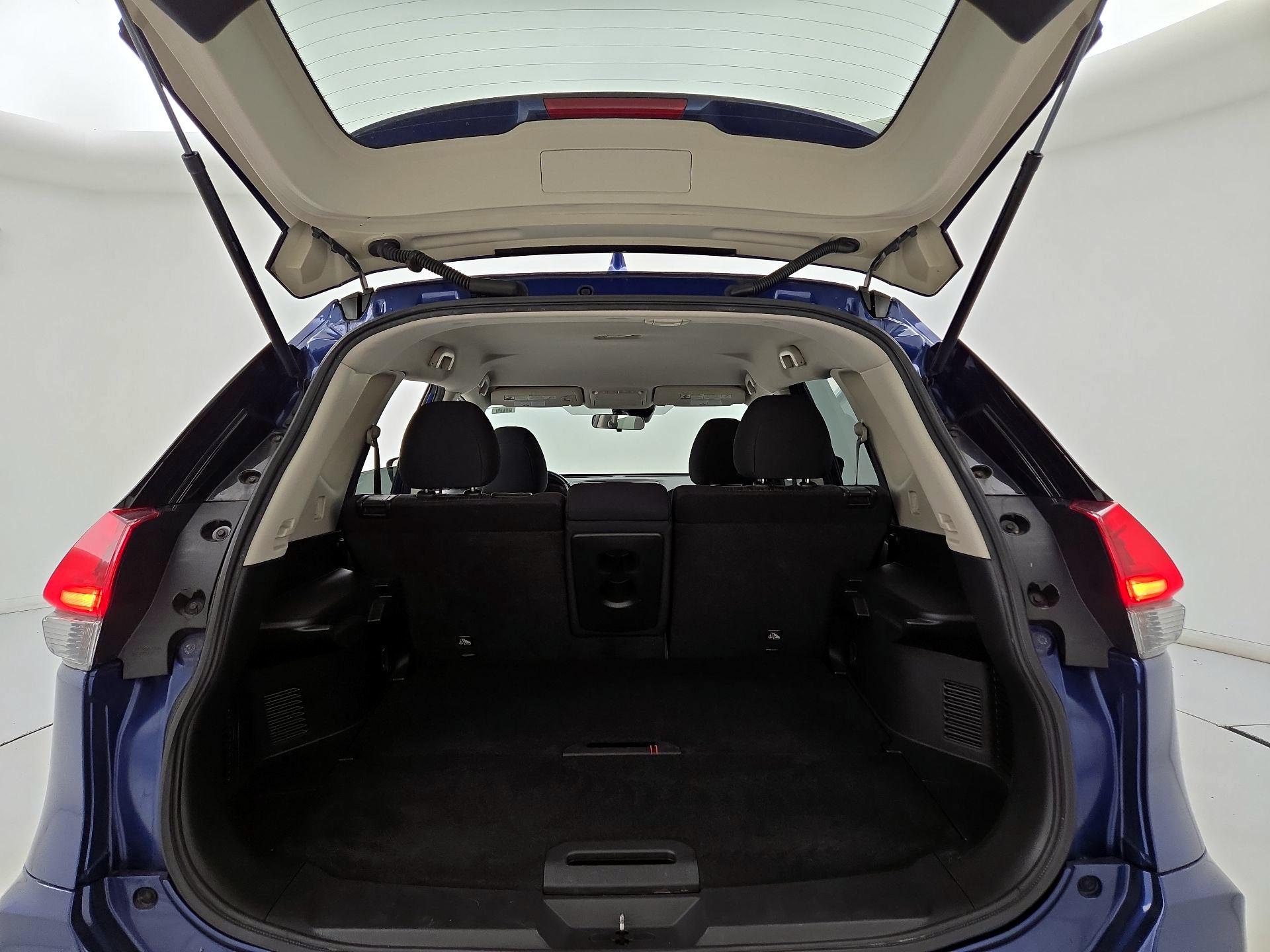 Thumbnail: 2020 Nissan Rogue - 20