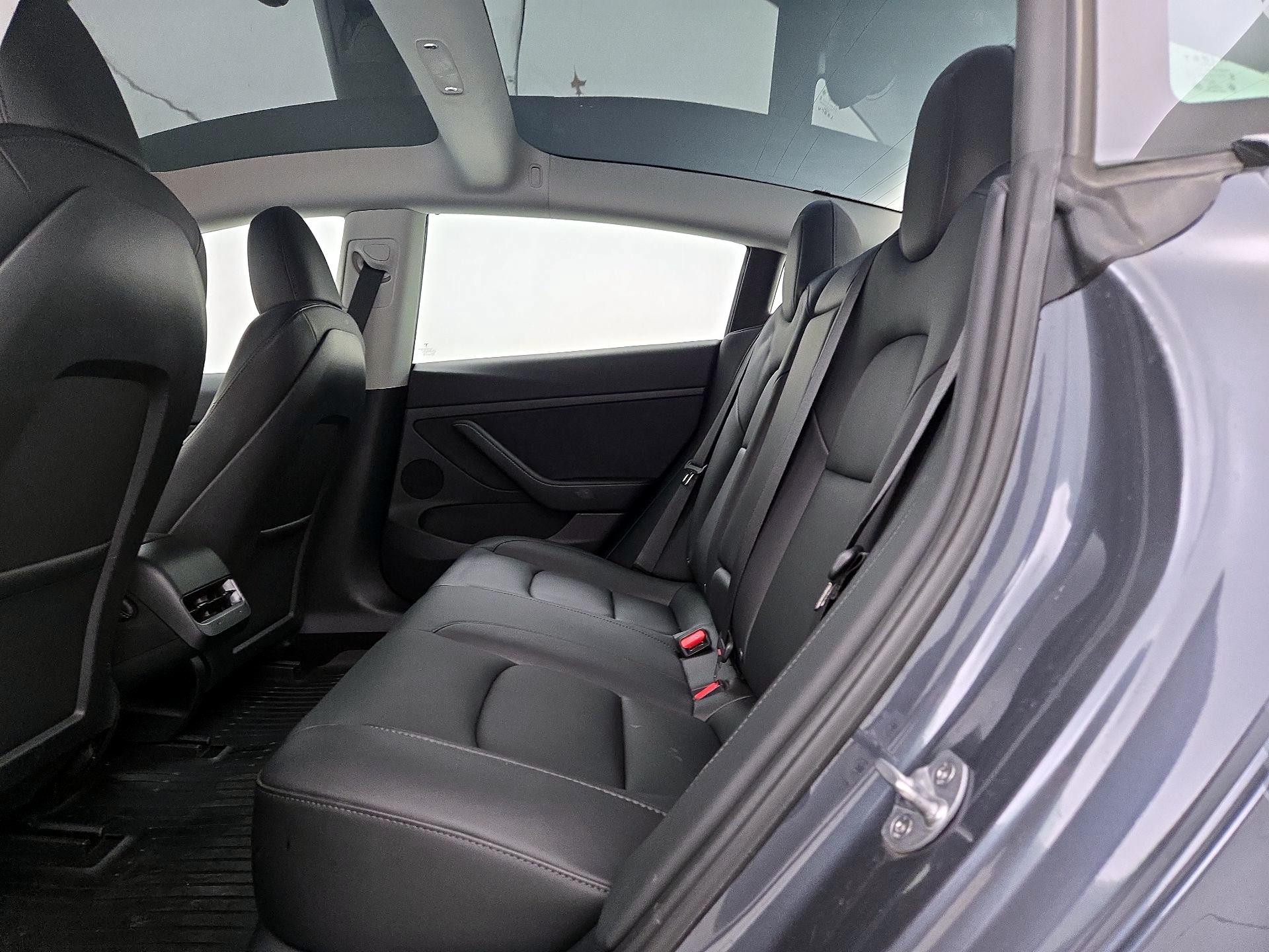 Thumbnail: 2023 Tesla Model 3 - 19