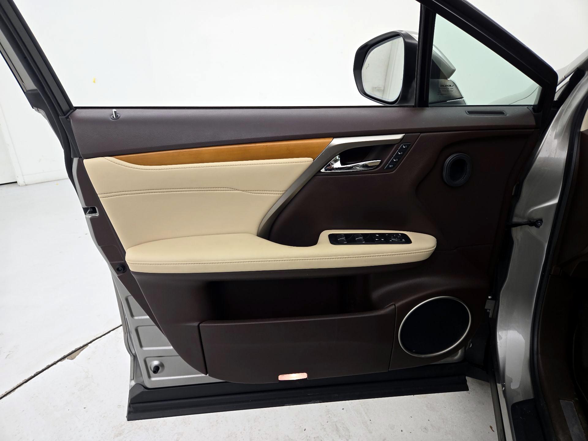 Thumbnail: 2019 Lexus RX - 12