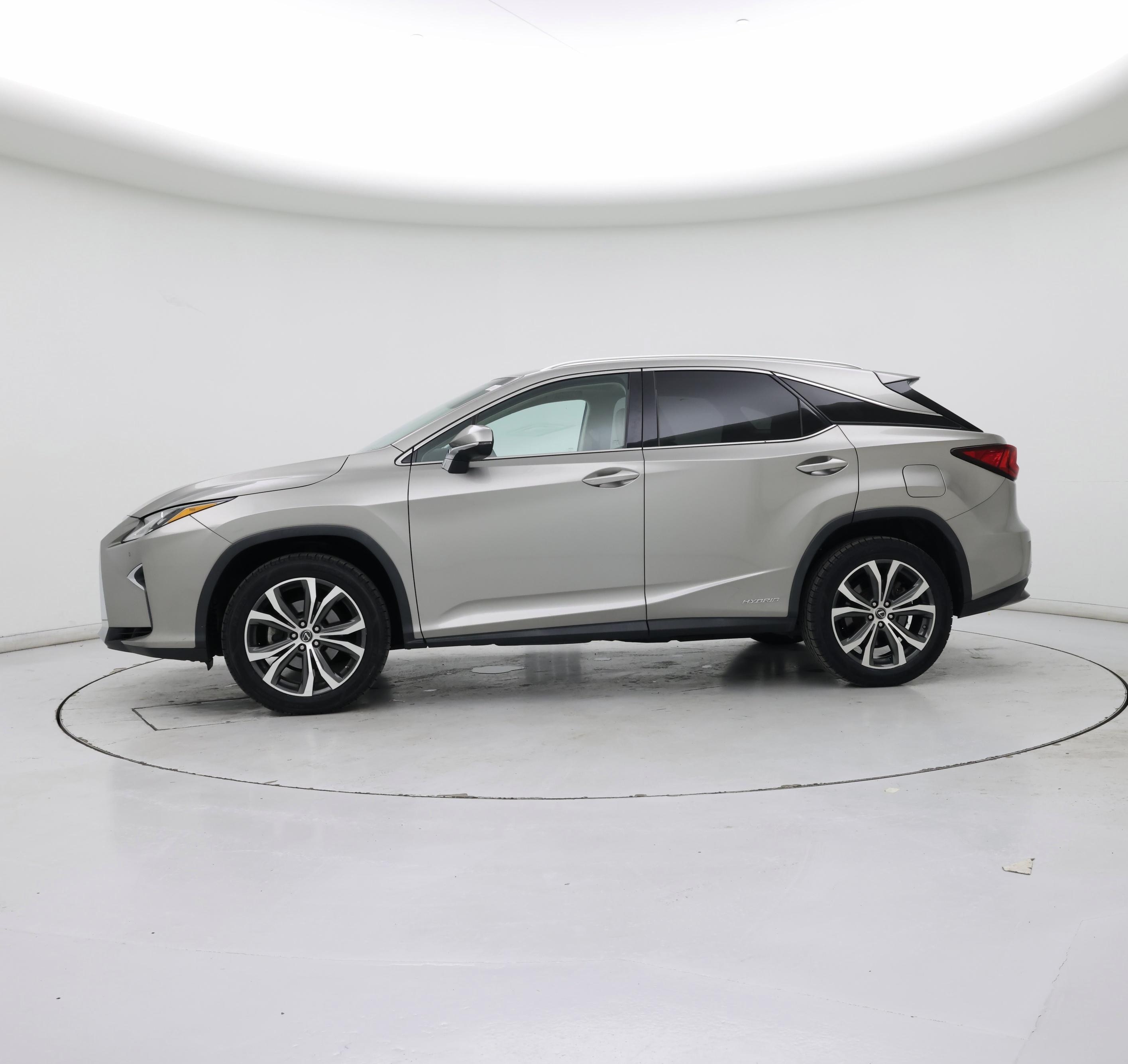 Thumbnail: 2019 Lexus RX - 3
