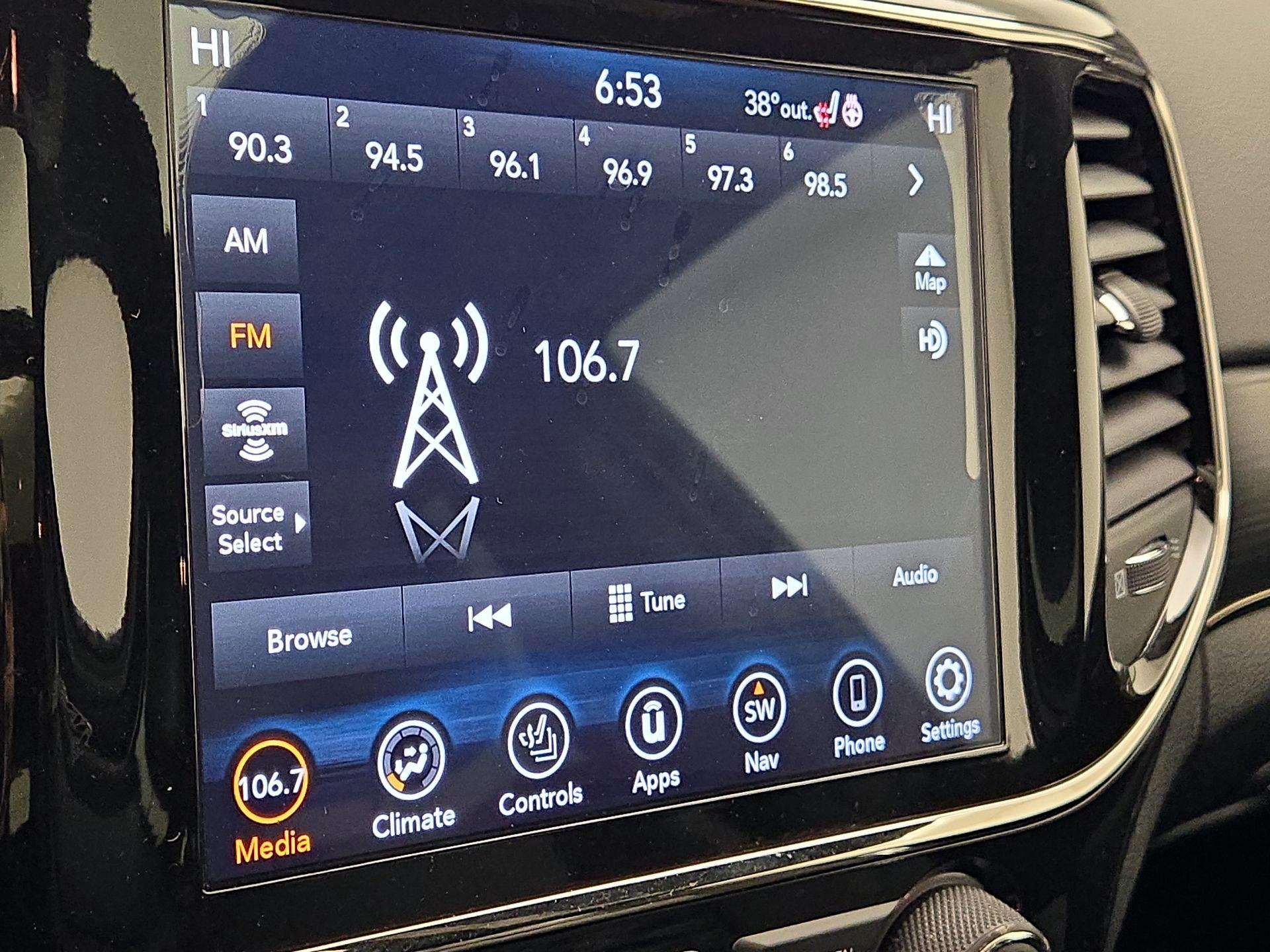 Thumbnail: 2021 Jeep Grand Cherokee - 15