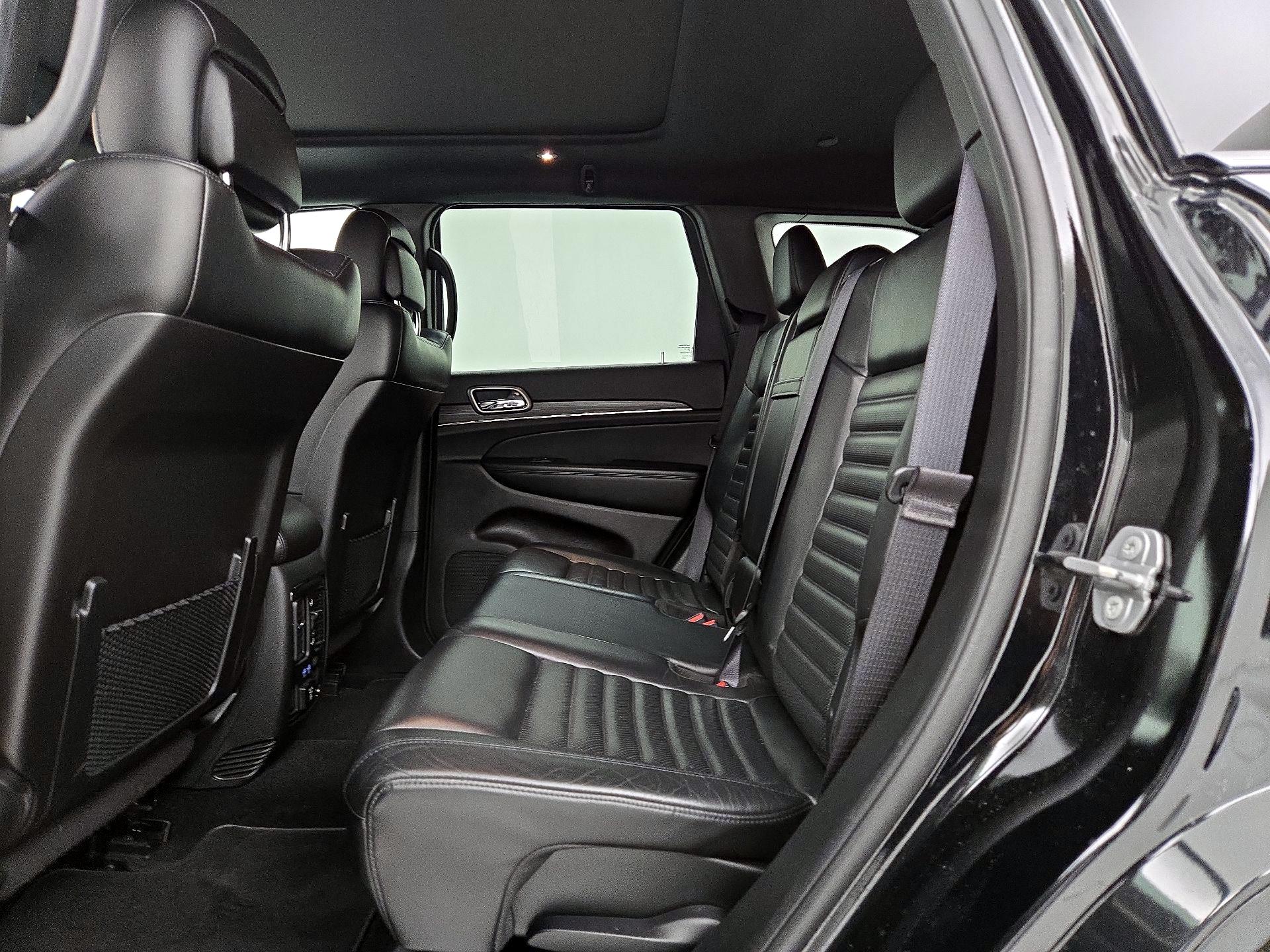 Thumbnail: 2021 Jeep Grand Cherokee - 20