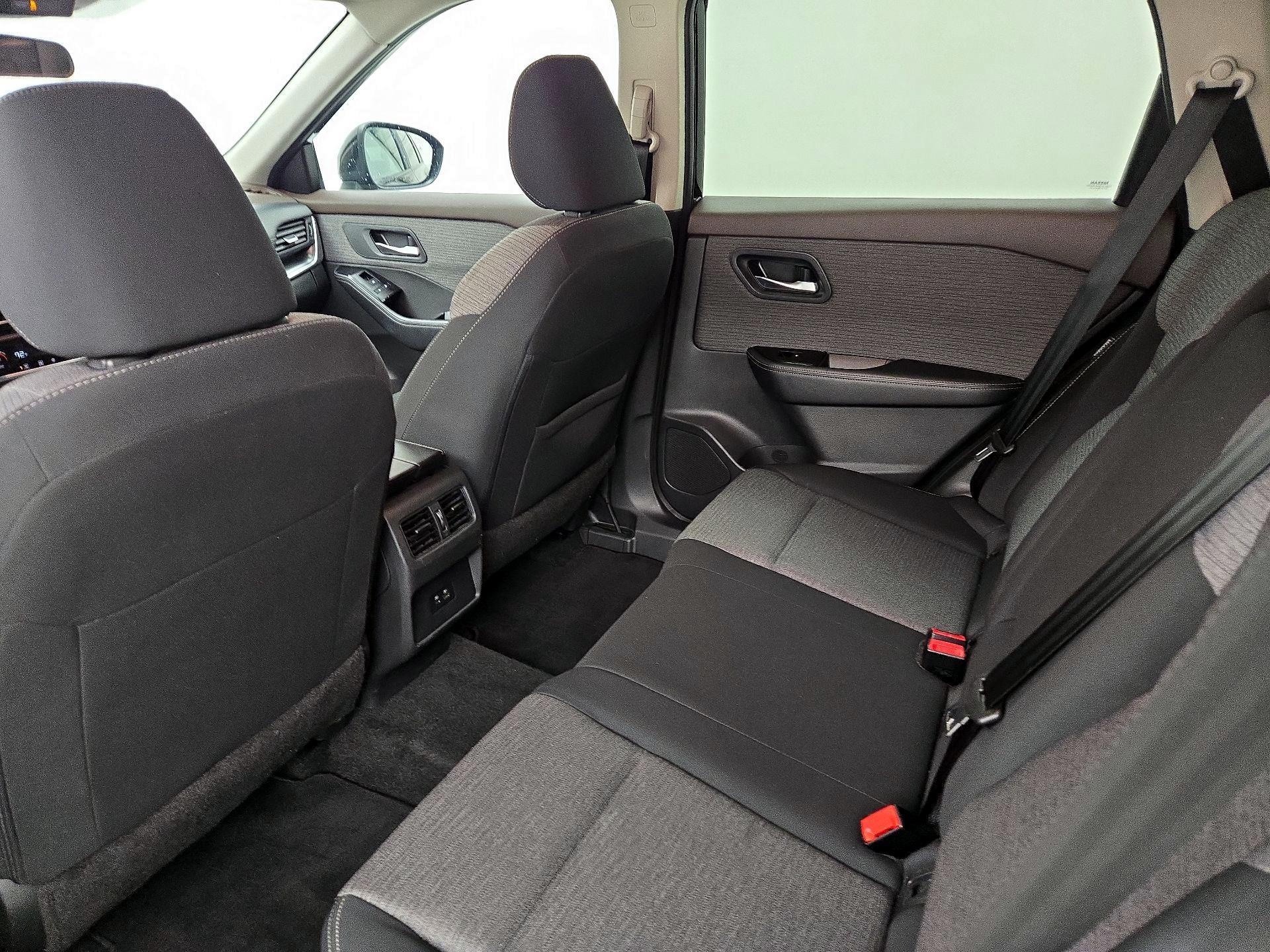 Thumbnail: 2023 Nissan Rogue - 19