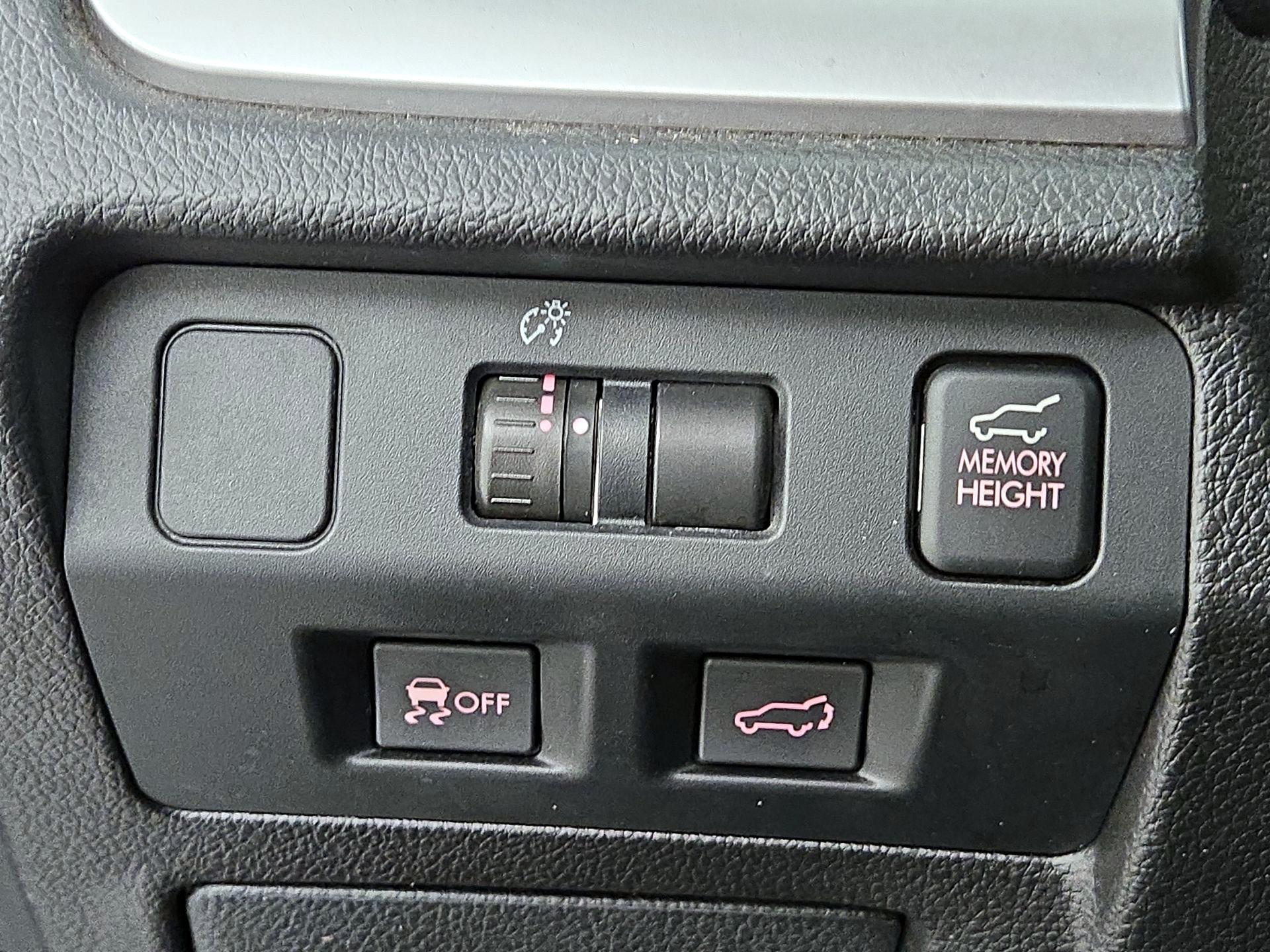 Thumbnail: 2015 Subaru Forester - 13