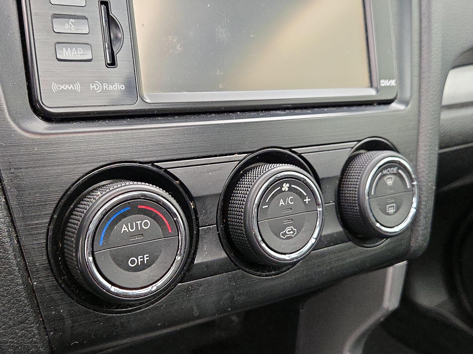 Thumbnail: 2015 Subaru Forester - 16