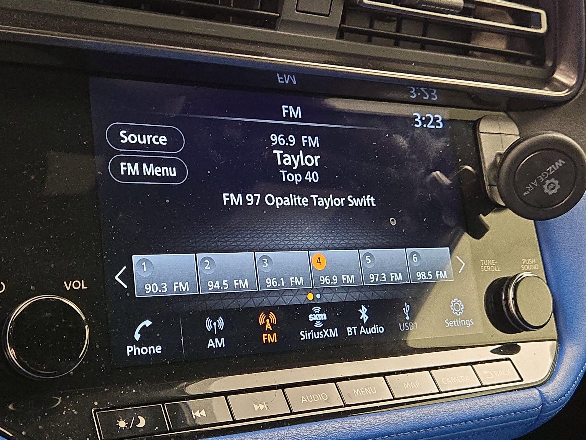 Thumbnail: 2023 Nissan Z - 15