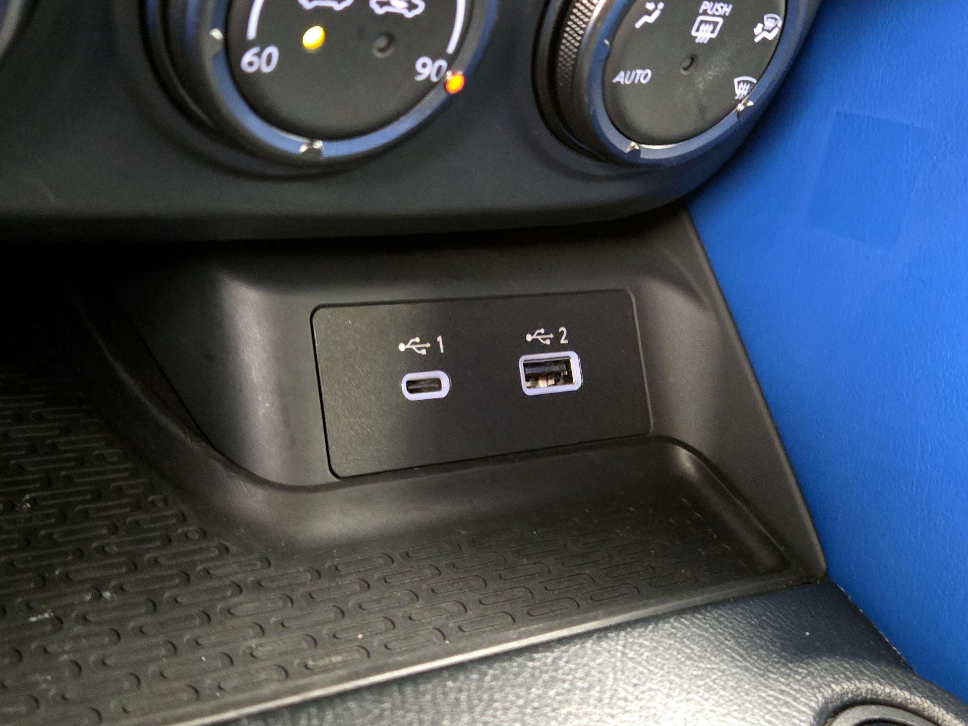 Thumbnail: 2023 Nissan Z - 18