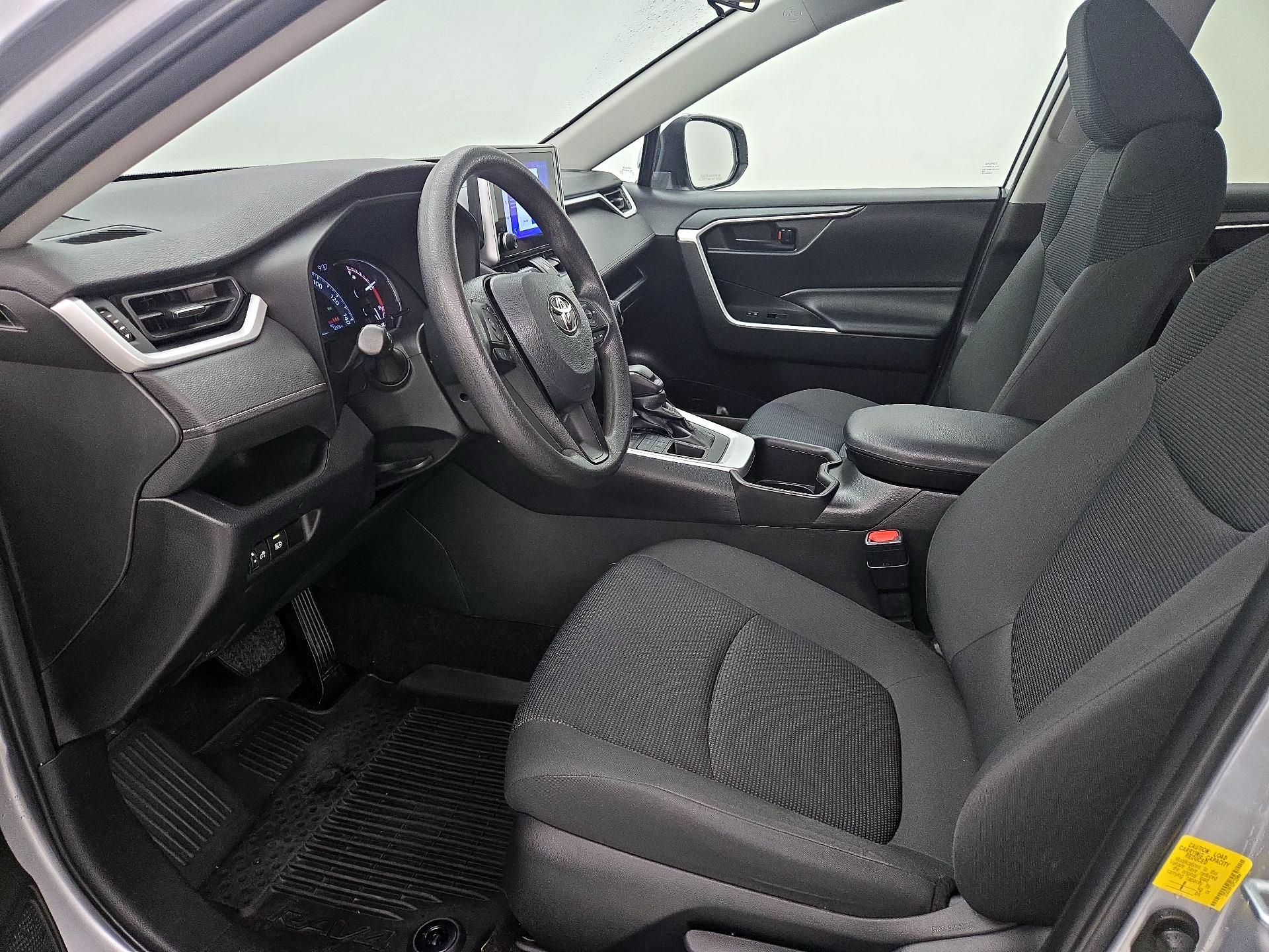 Thumbnail: 2023 Toyota RAV4 - 11