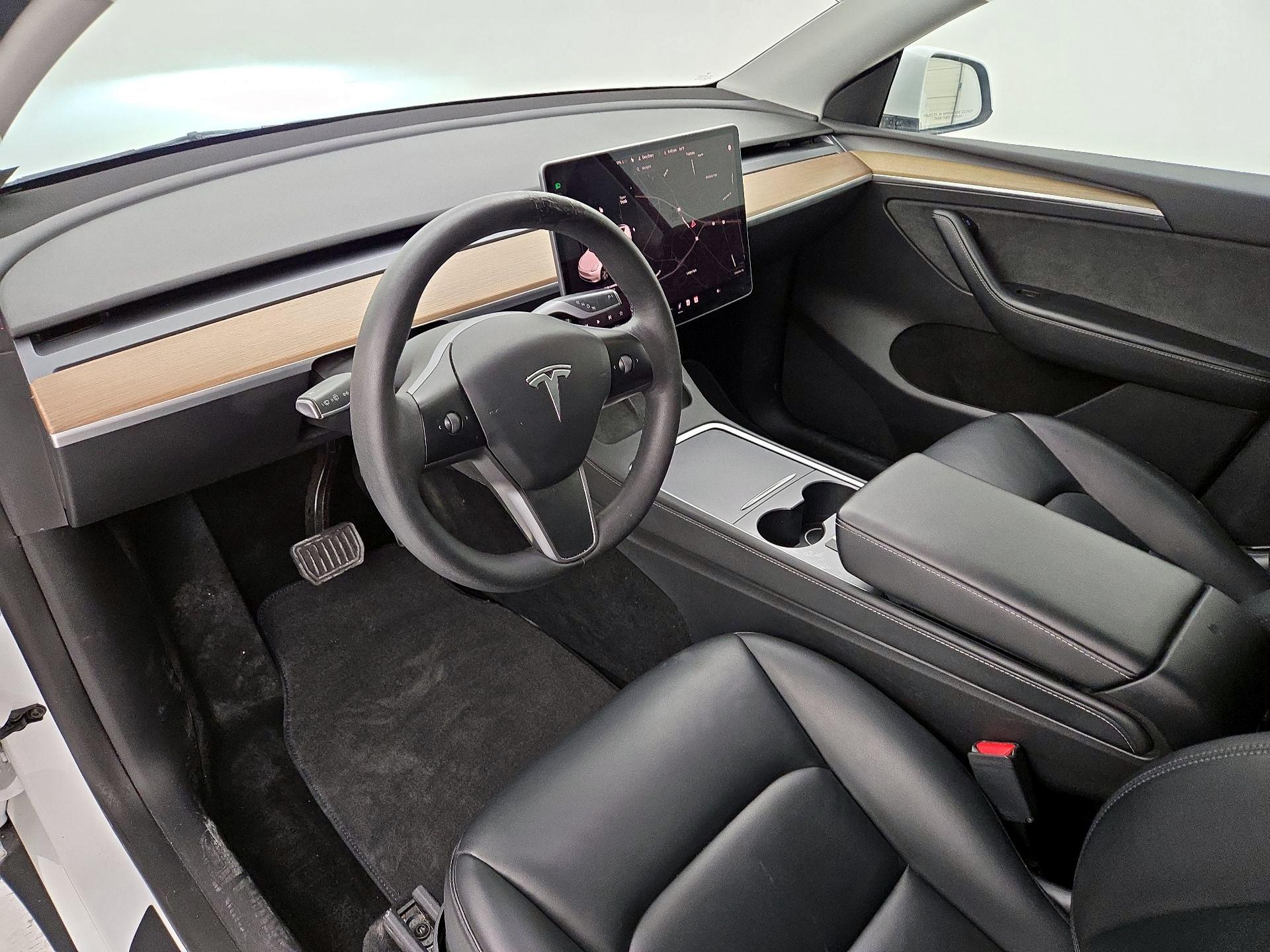 Thumbnail: 2023 Tesla Model Y - 11