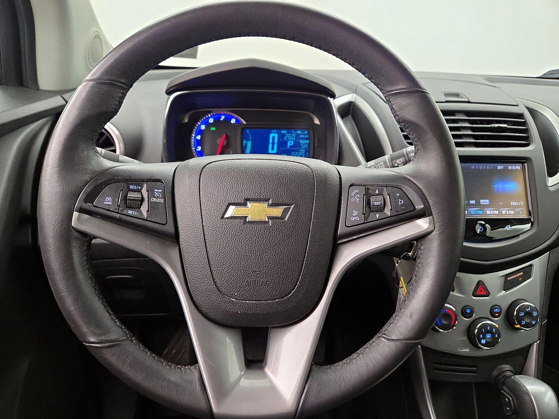 Thumbnail: 2016 Chevrolet Trax - 10