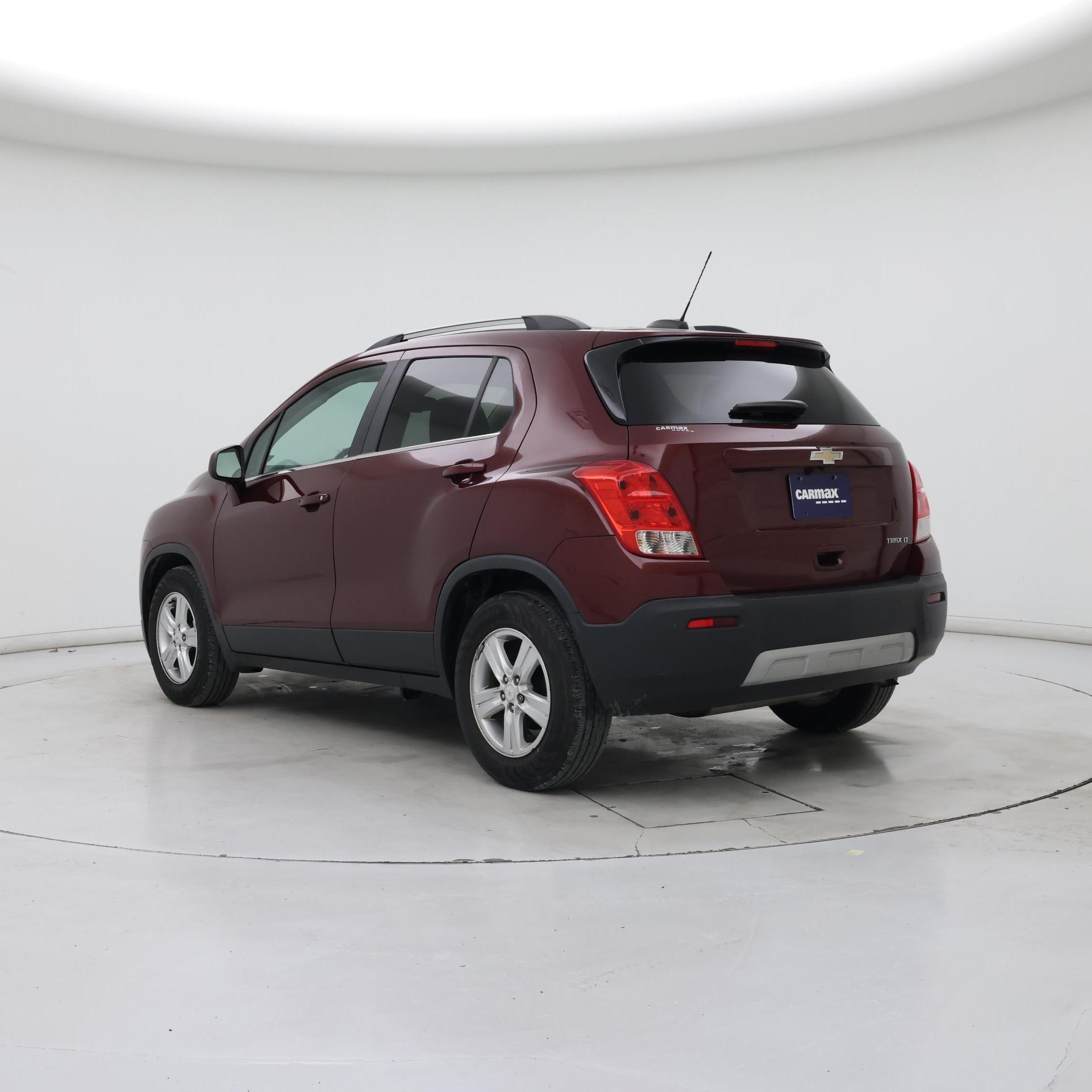 Thumbnail: 2016 Chevrolet Trax - 2