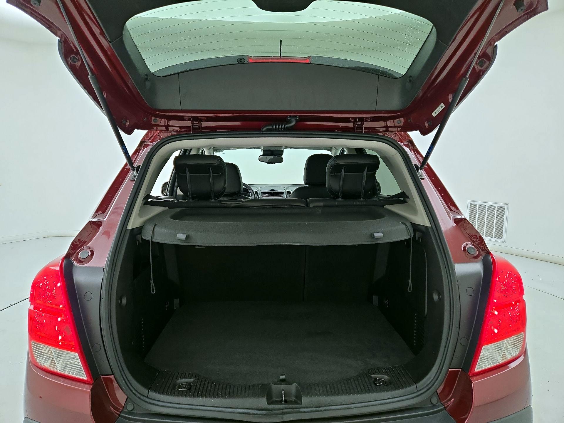 Thumbnail: 2016 Chevrolet Trax - 19