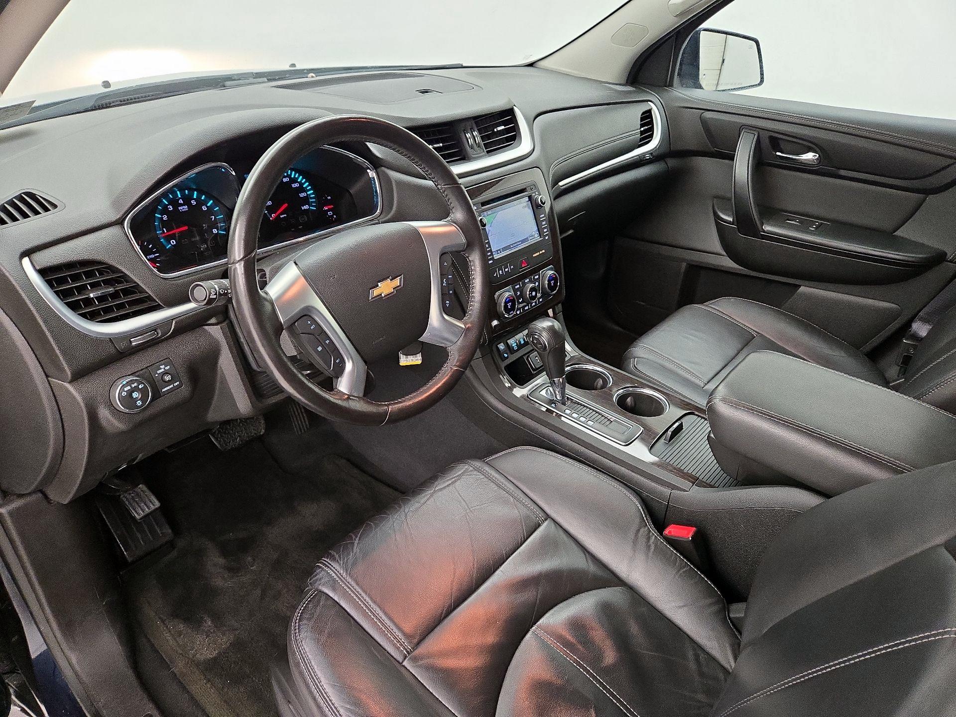 Thumbnail: 2015 Chevrolet Traverse - 11