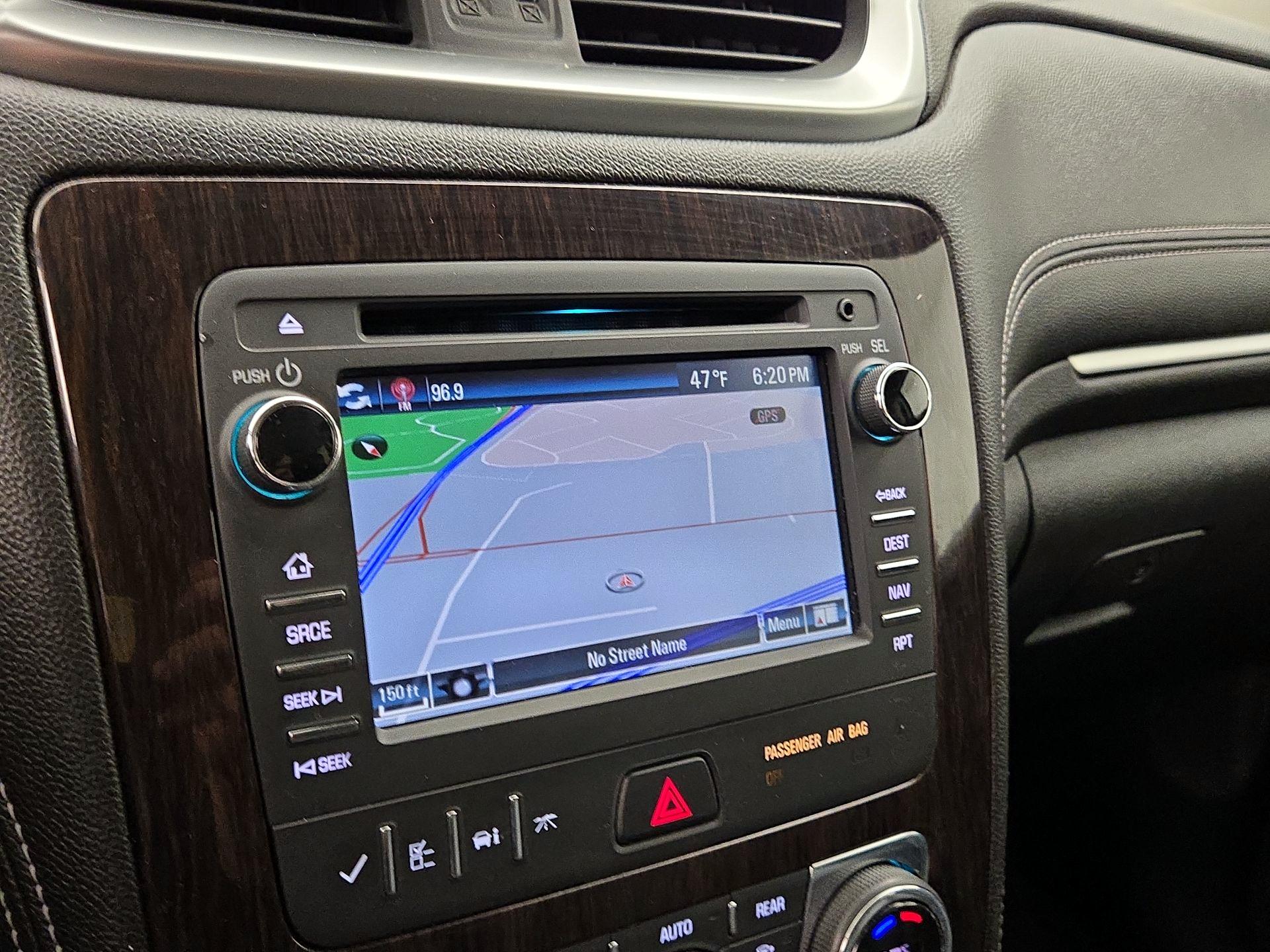 Thumbnail: 2015 Chevrolet Traverse - 14