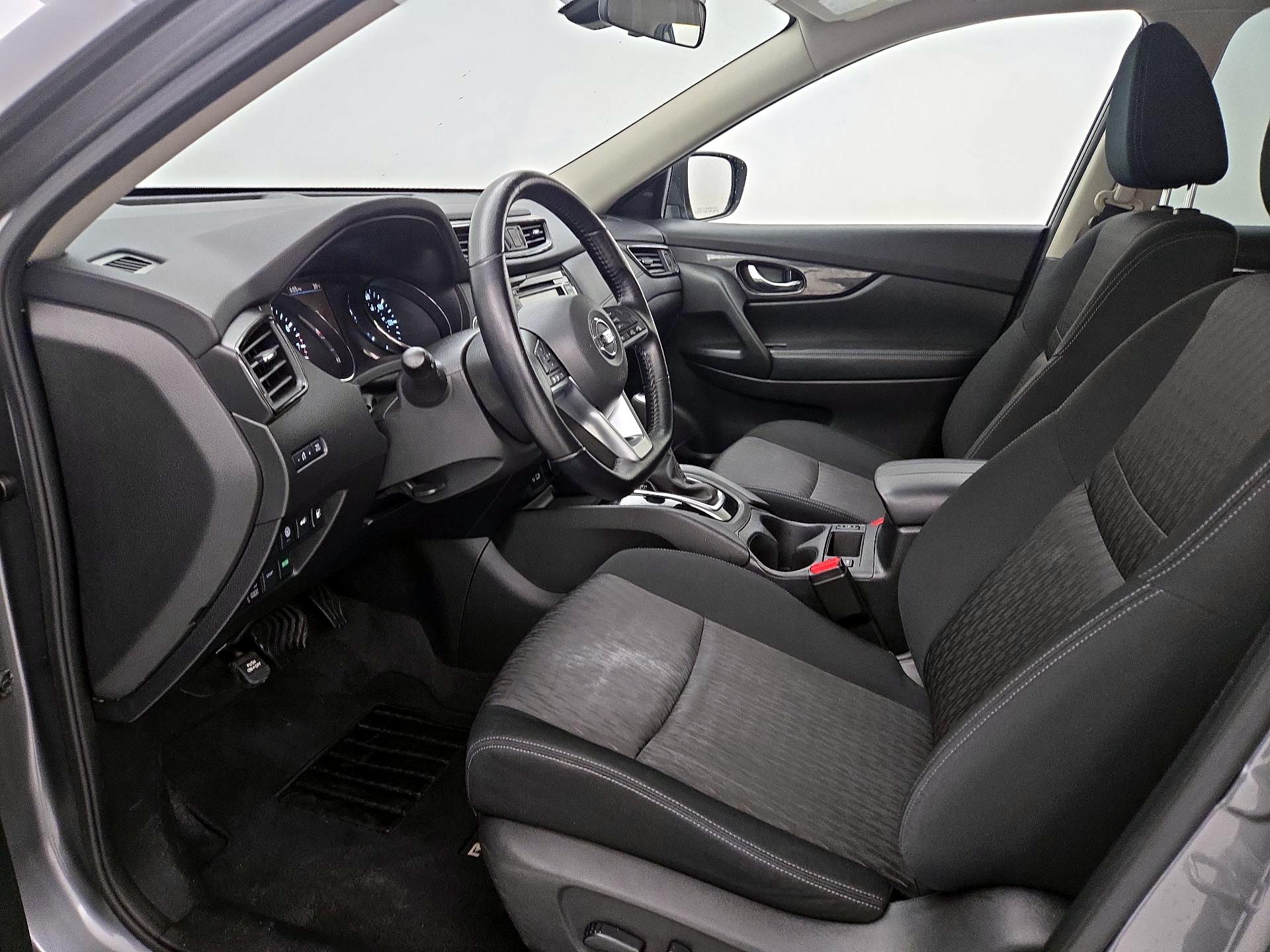 Thumbnail: 2020 Nissan Rogue - 11