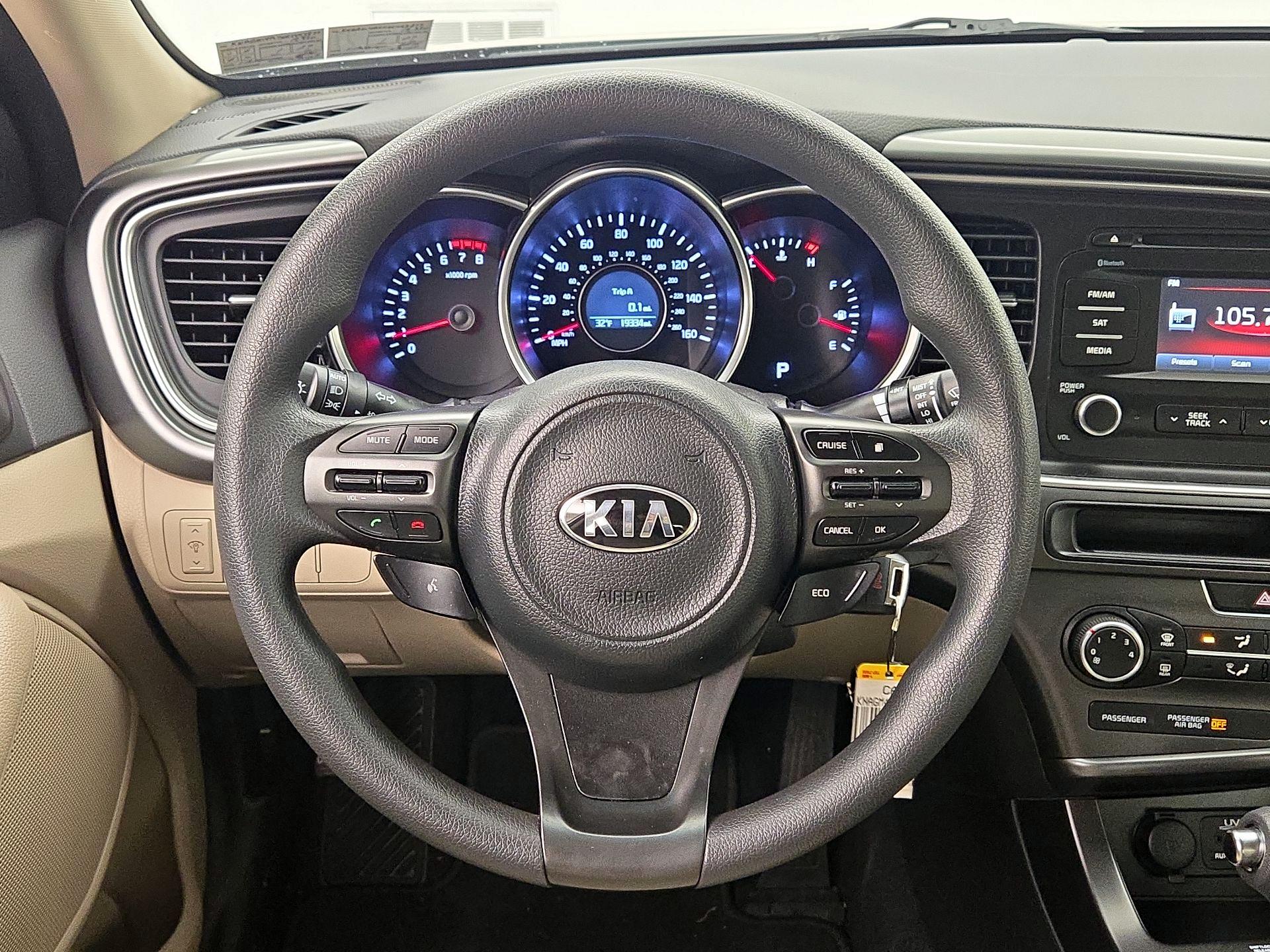 Thumbnail: 2014 Kia Optima - 10