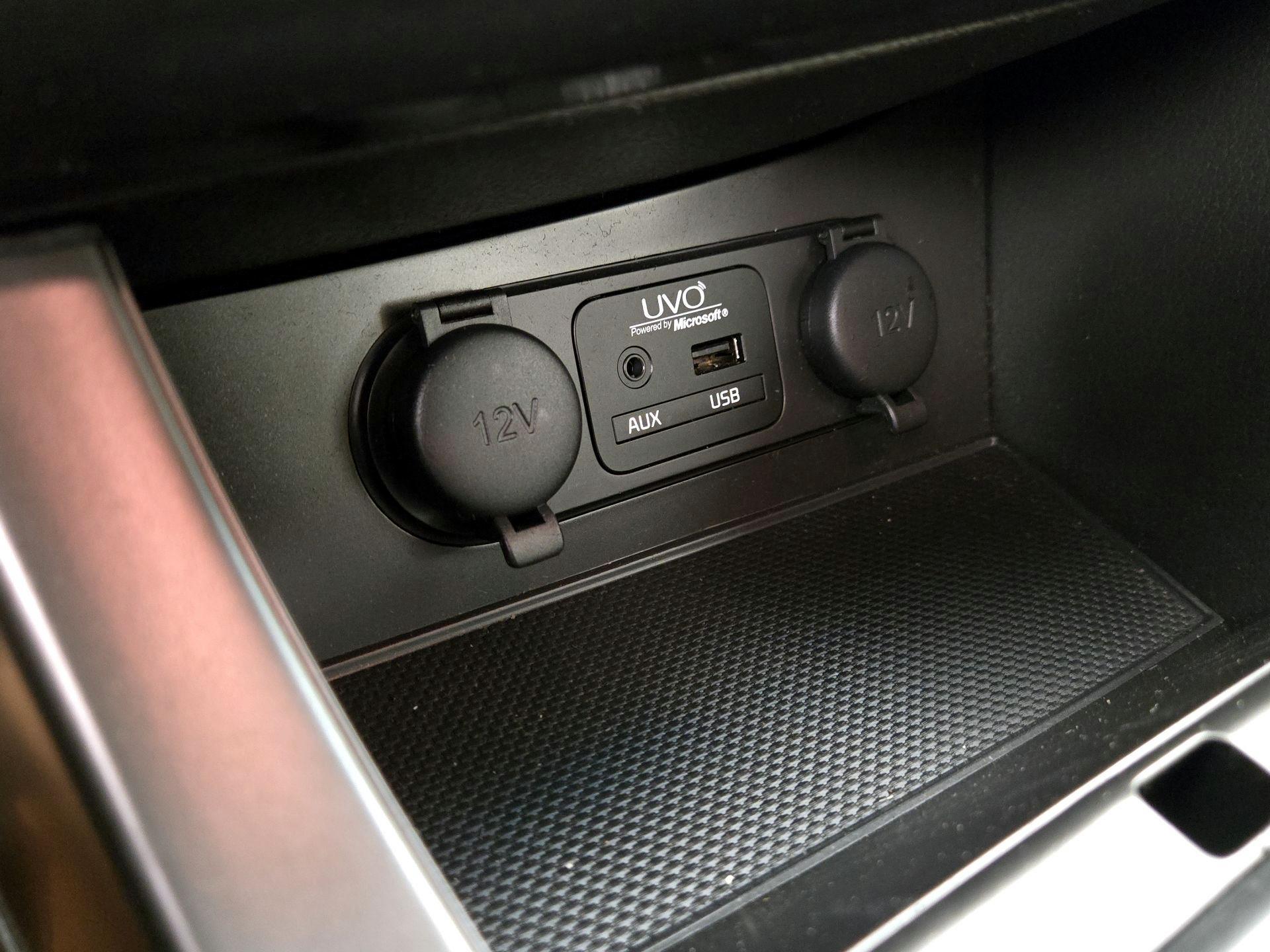 Thumbnail: 2014 Kia Optima - 18