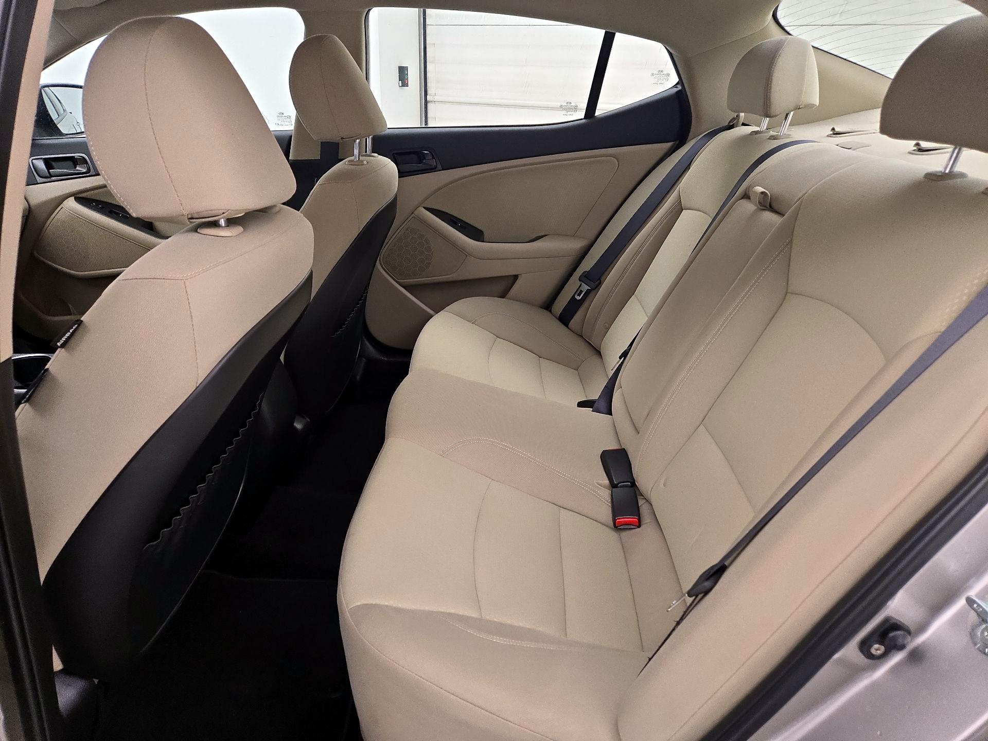 Thumbnail: 2014 Kia Optima - 19