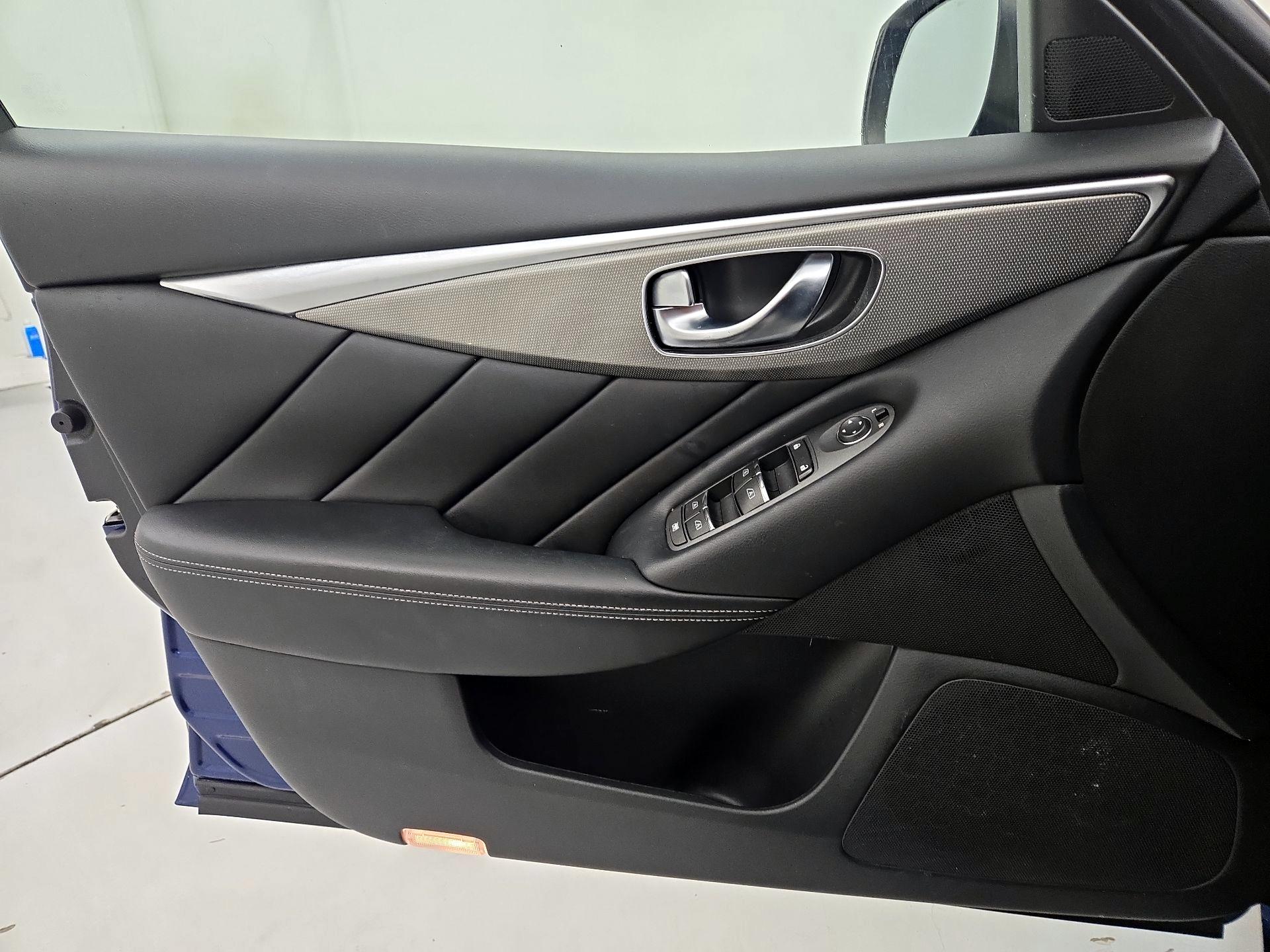 Thumbnail: 2019 INFINITI Q50 - 12