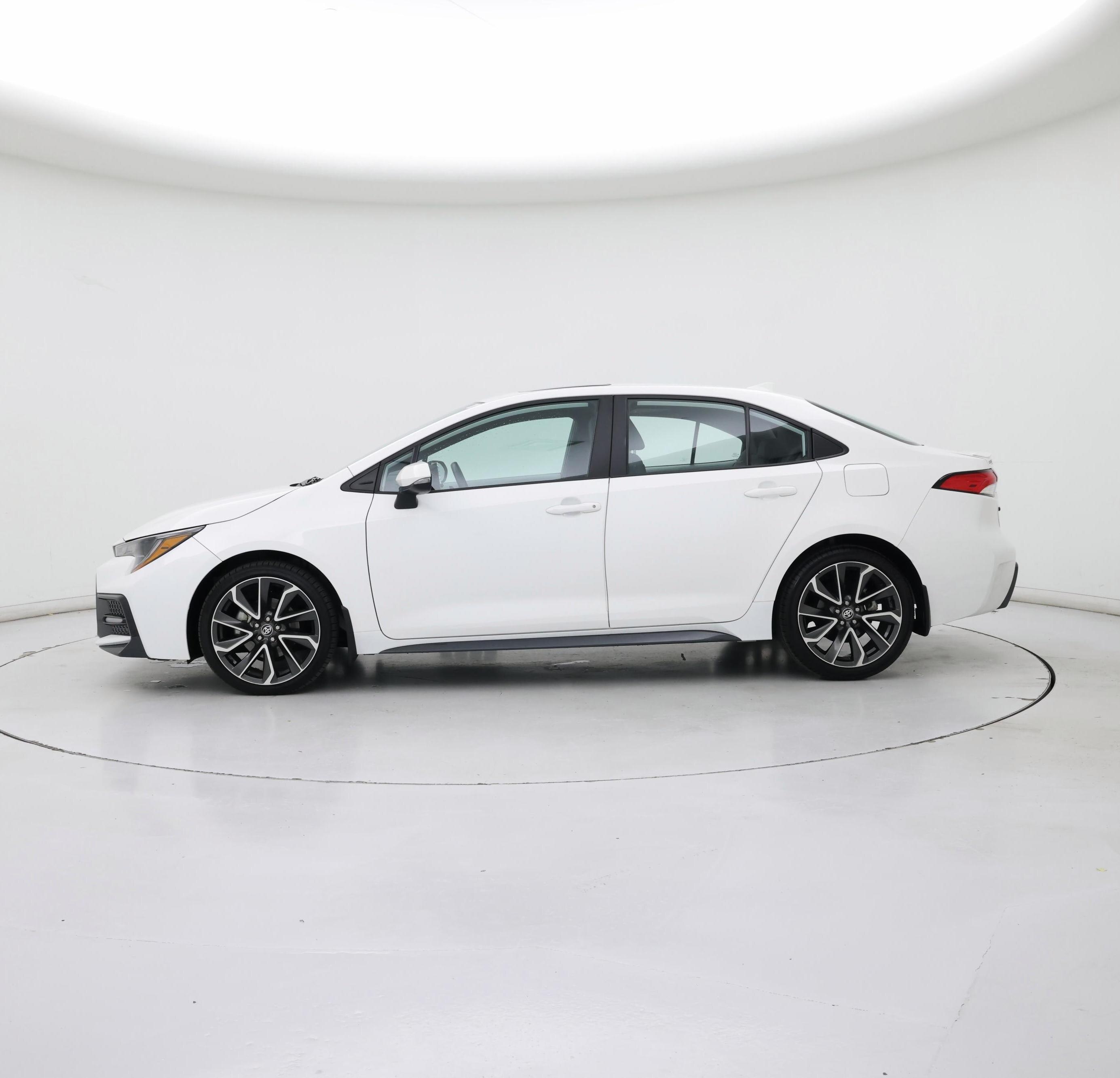 Thumbnail: 2022 Toyota Corolla - 3