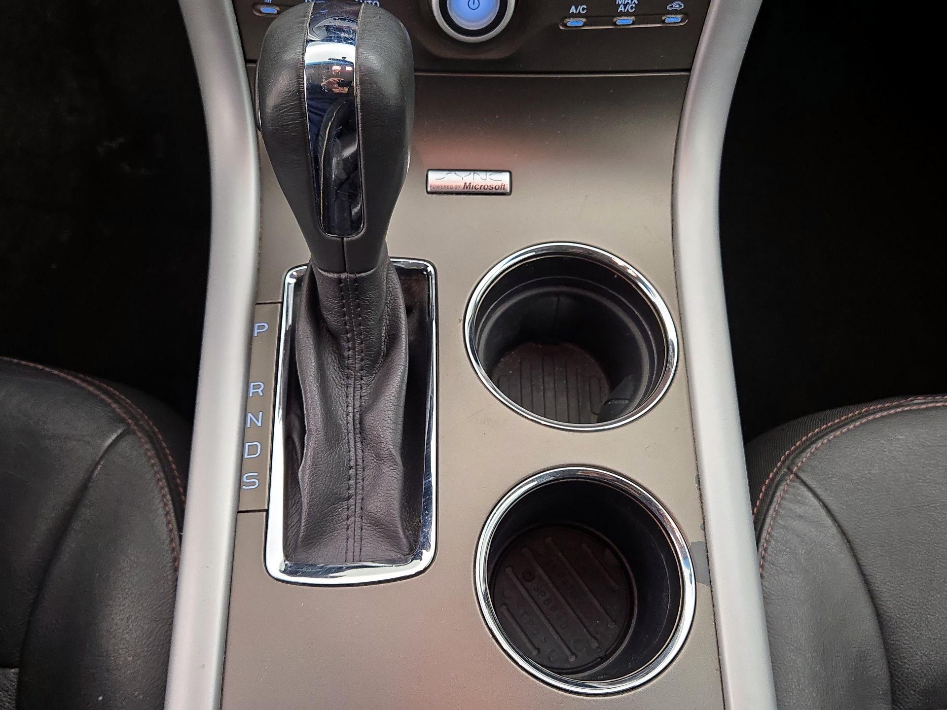 Thumbnail: 2014 Ford Edge - 17