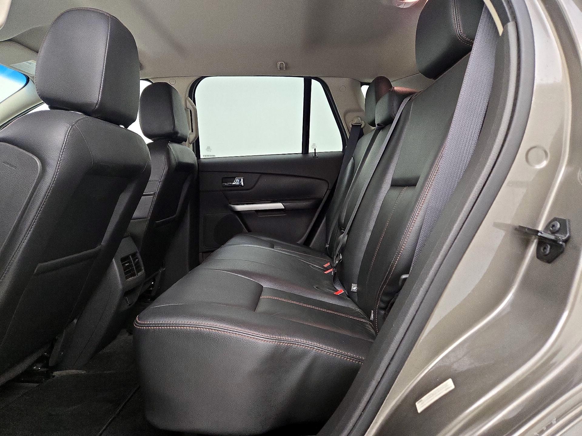 Thumbnail: 2014 Ford Edge - 19