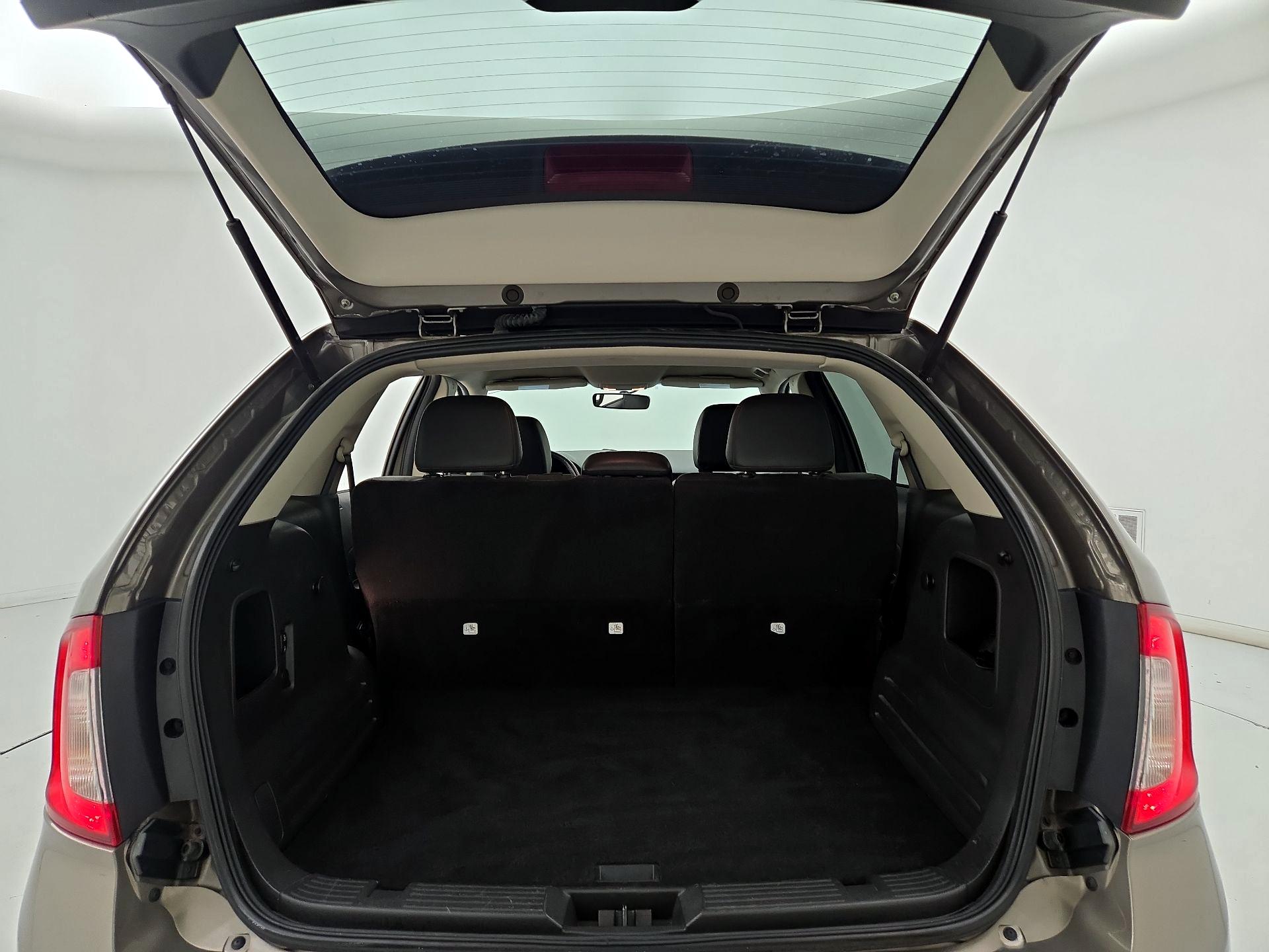 Thumbnail: 2014 Ford Edge - 20