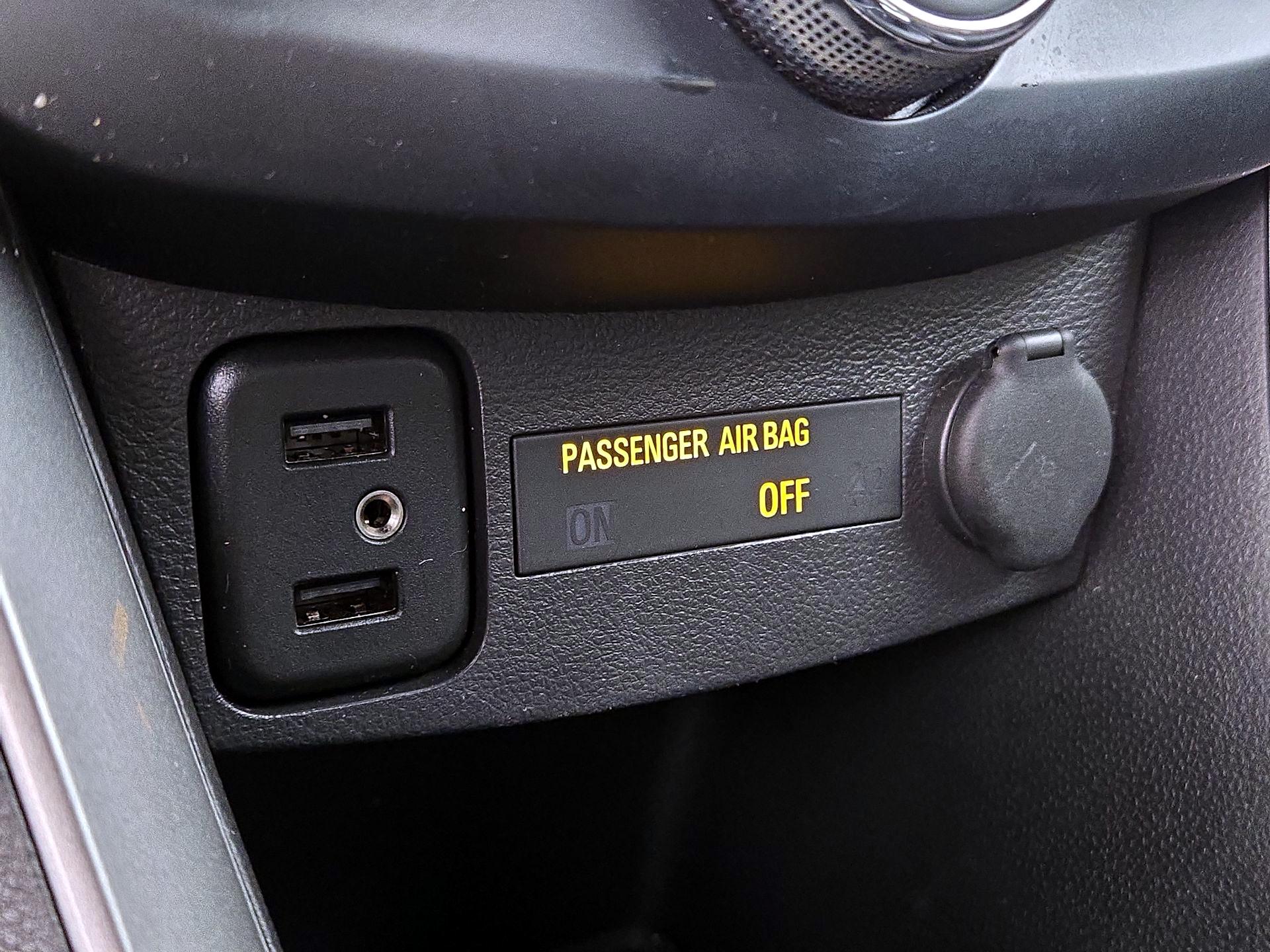 Thumbnail: 2020 Chevrolet Trax - 18