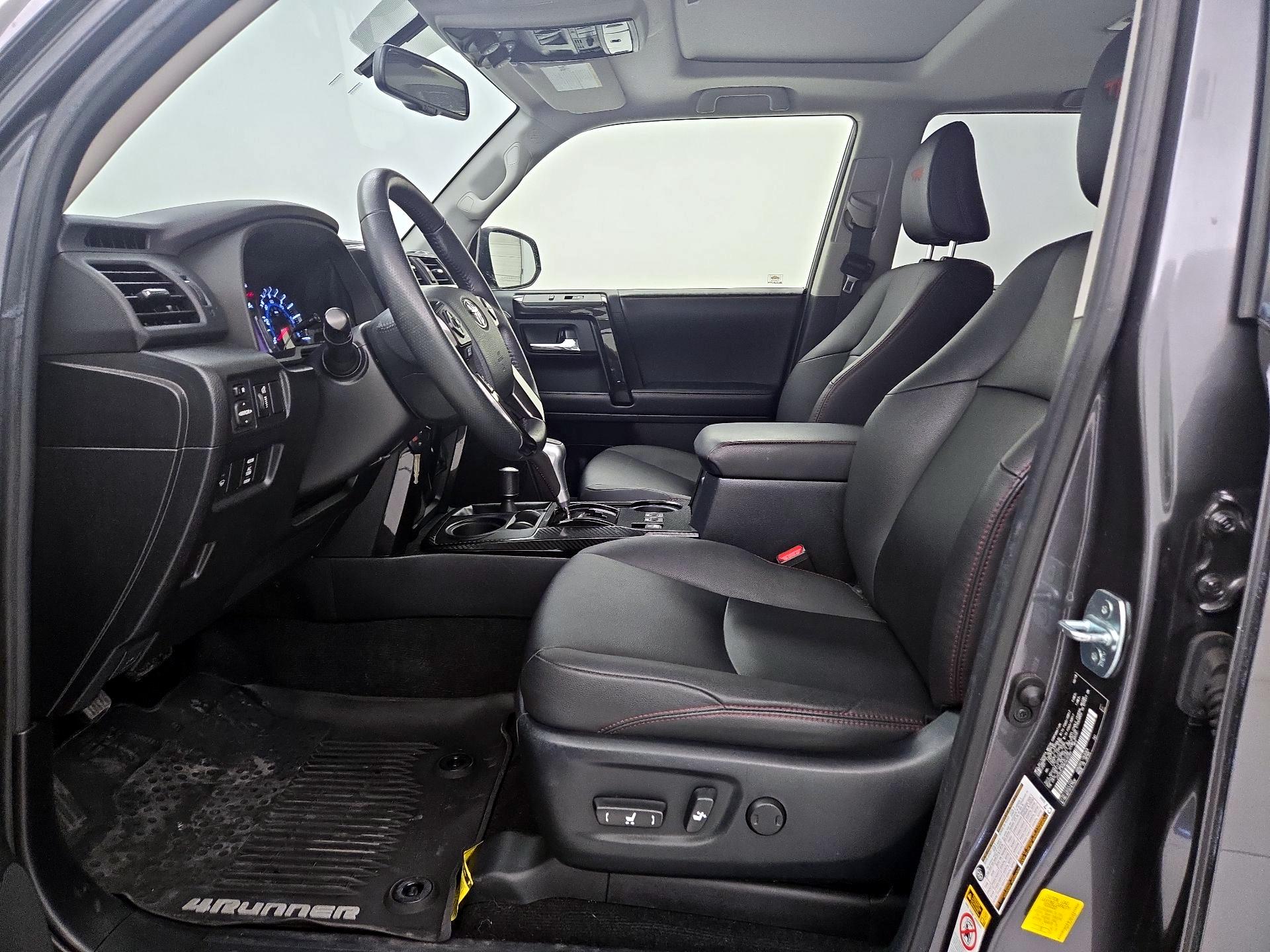 Thumbnail: 2019 Toyota 4Runner - 11