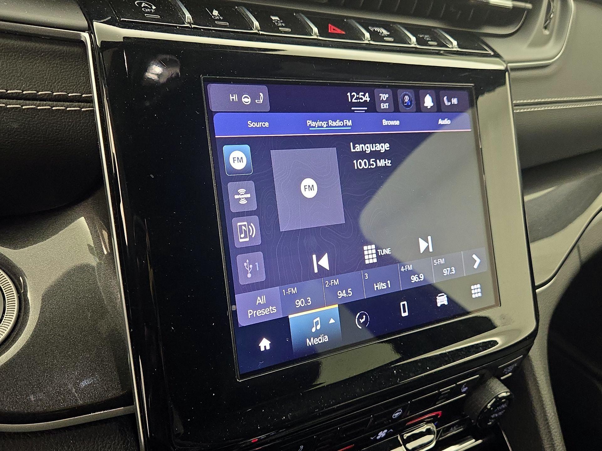 Thumbnail: 2022 Jeep Grand Cherokee - 15