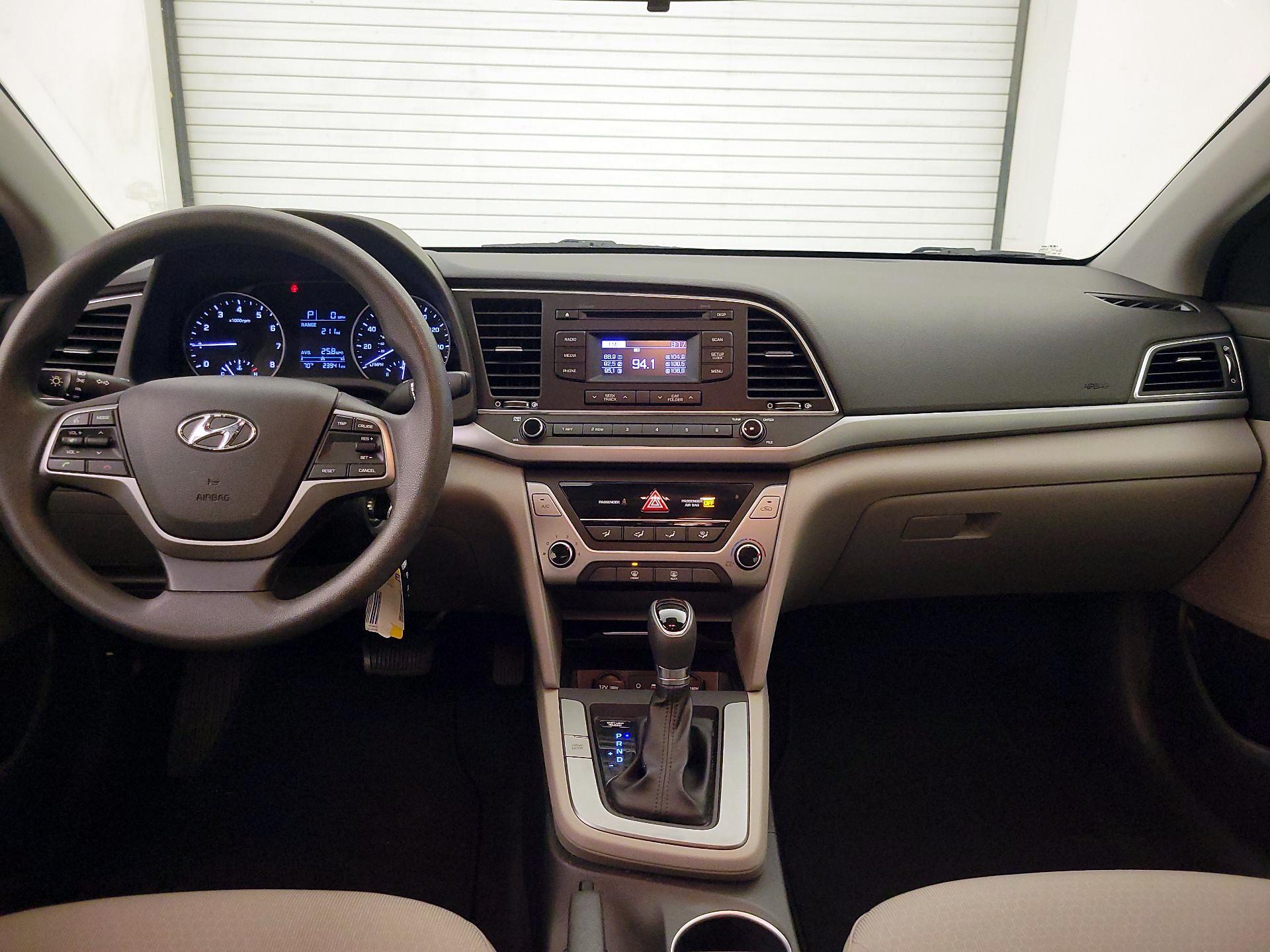 Thumbnail: 2017 Hyundai Elantra - 9