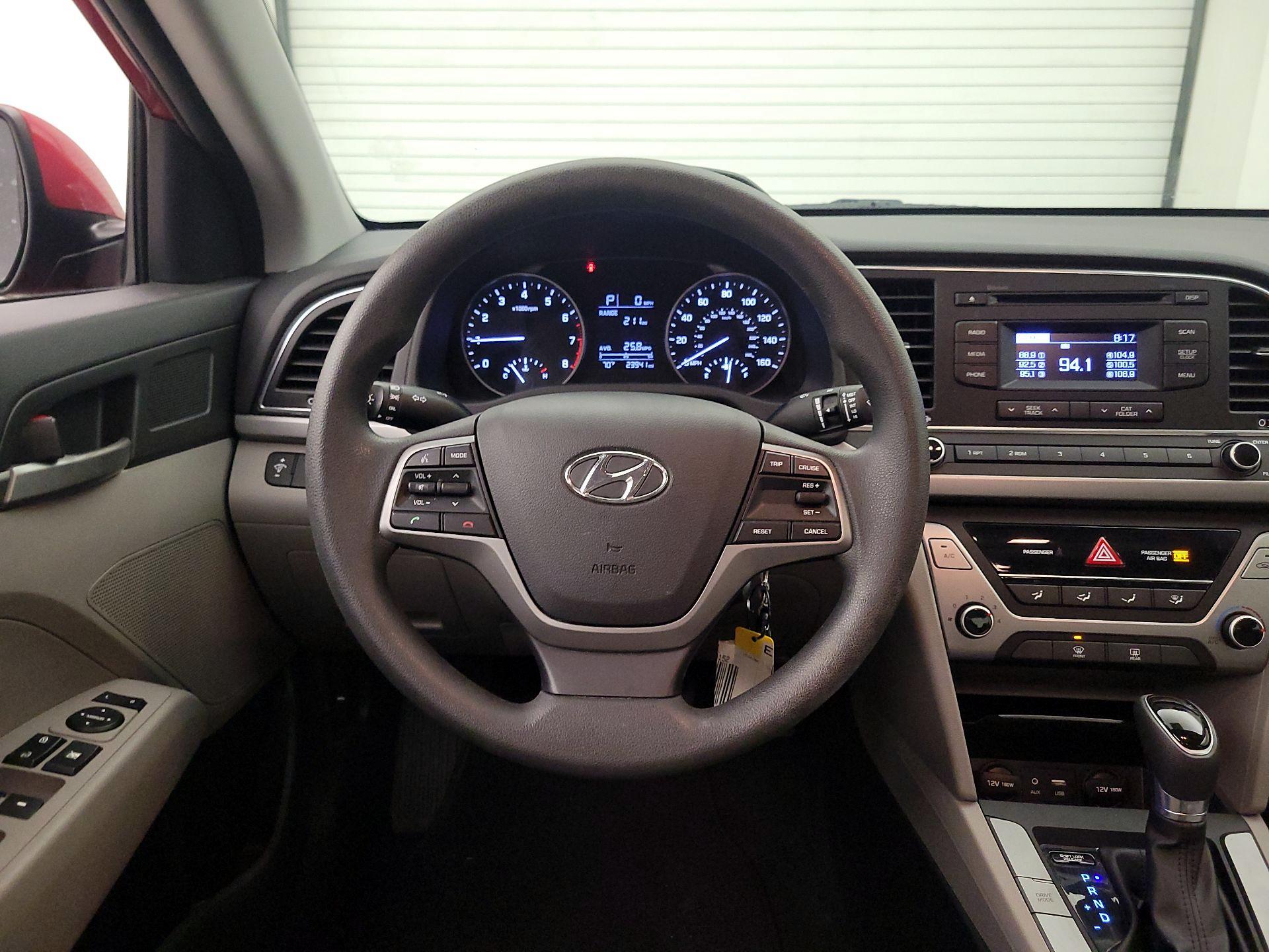 Thumbnail: 2017 Hyundai Elantra - 10