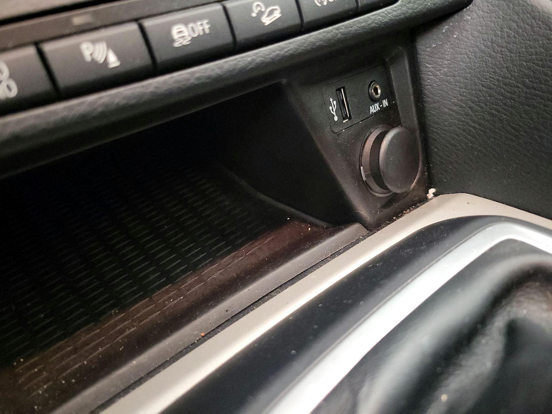 Thumbnail: 2015 BMW X1 - 18