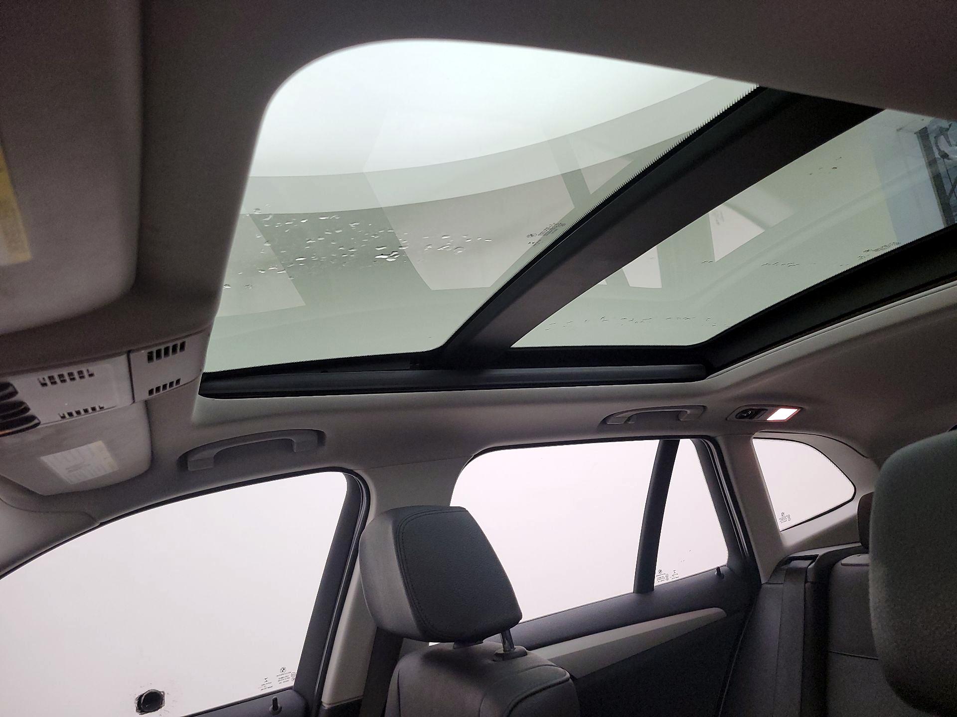 Thumbnail: 2015 BMW X1 - 19