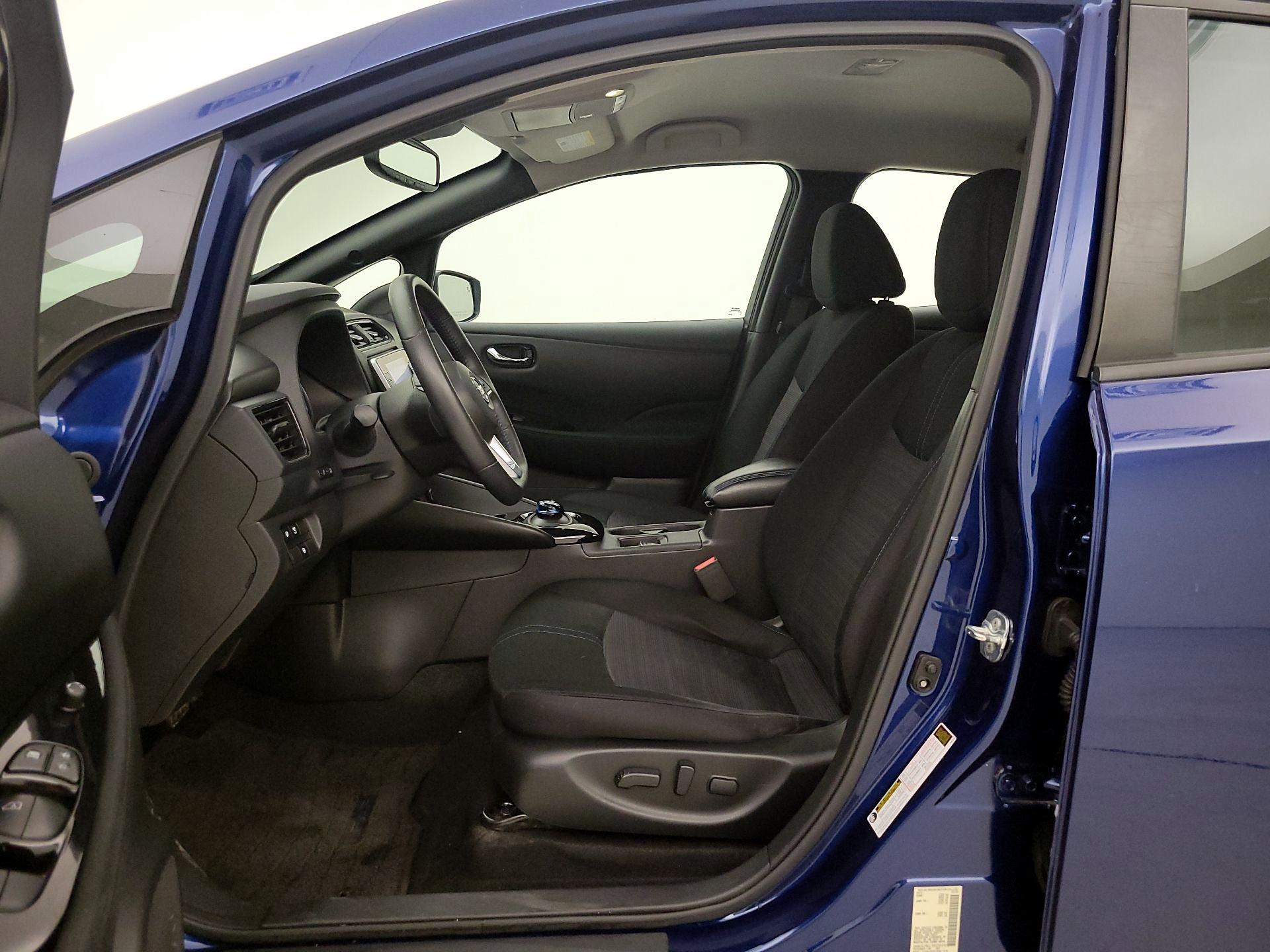 Thumbnail: 2020 Nissan Leaf - 11