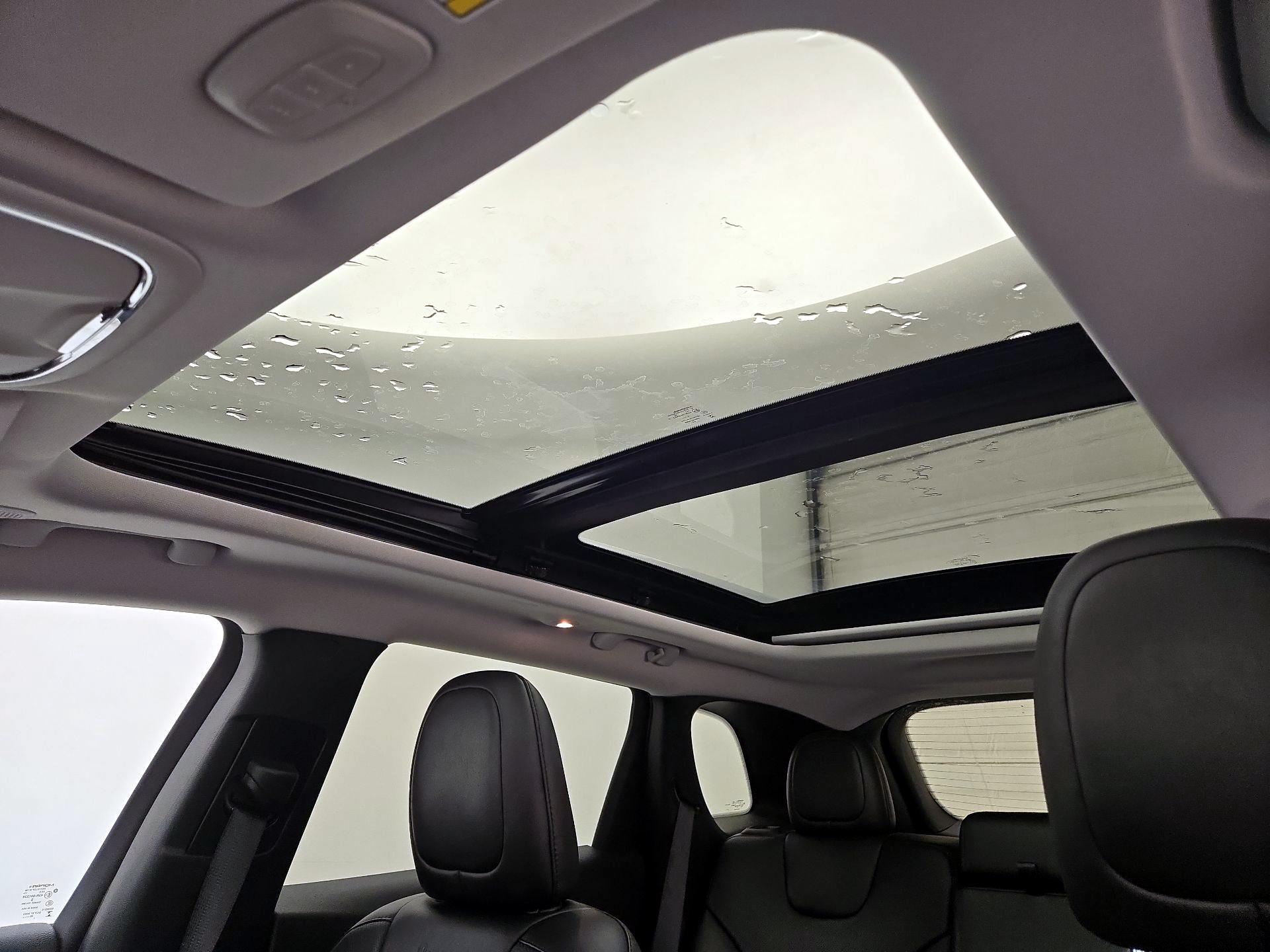 Thumbnail: 2021 Jeep Cherokee - 19