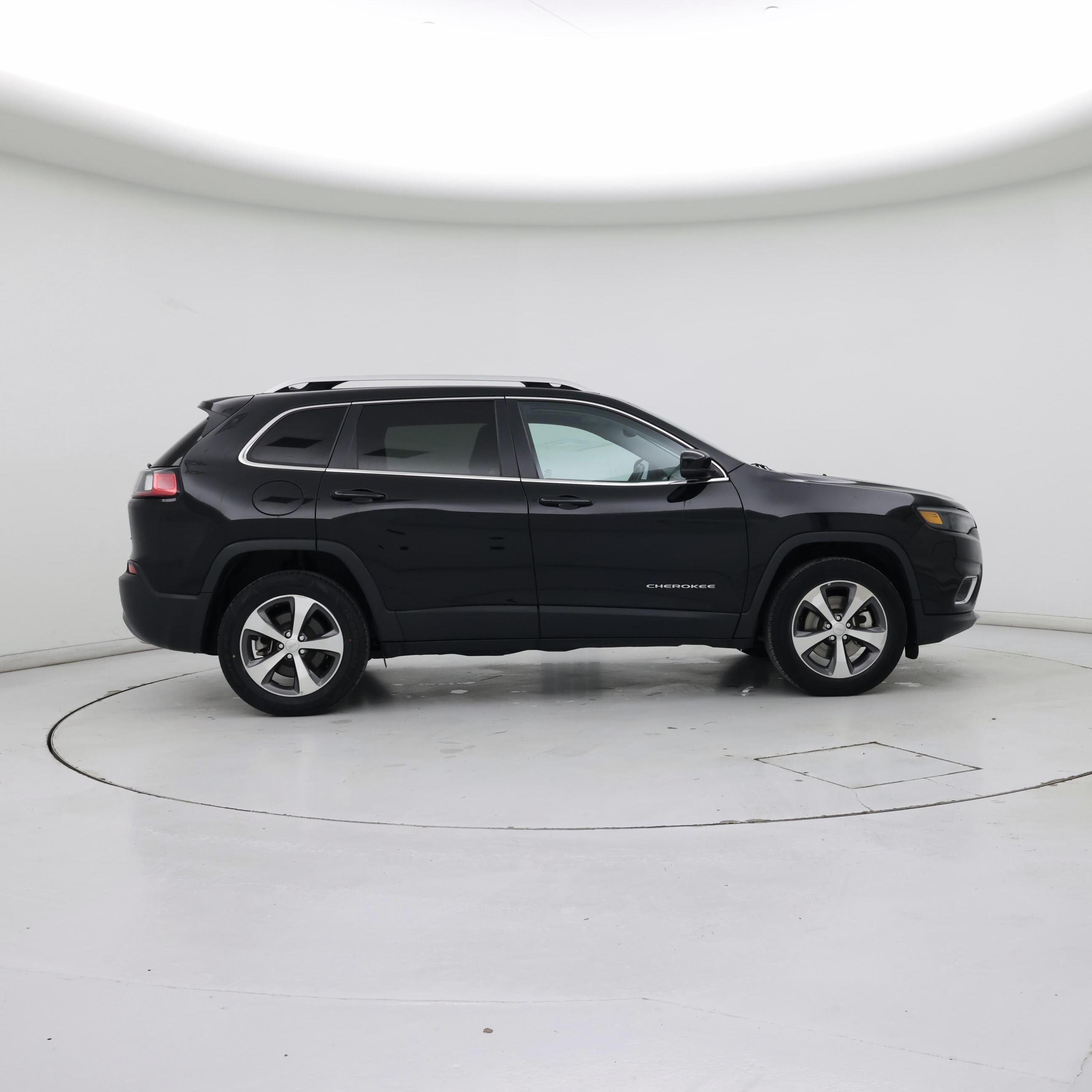 Thumbnail: 2021 Jeep Cherokee - 7