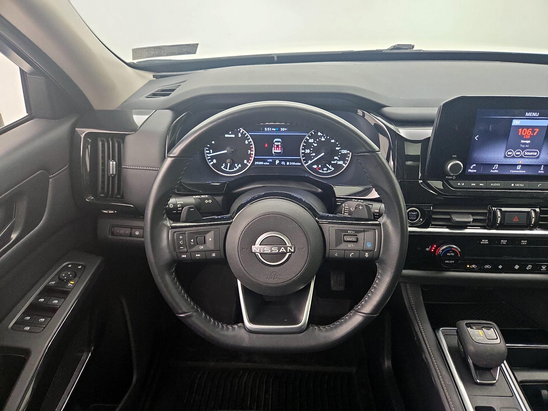 Thumbnail: 2023 Nissan Pathfinder - 10