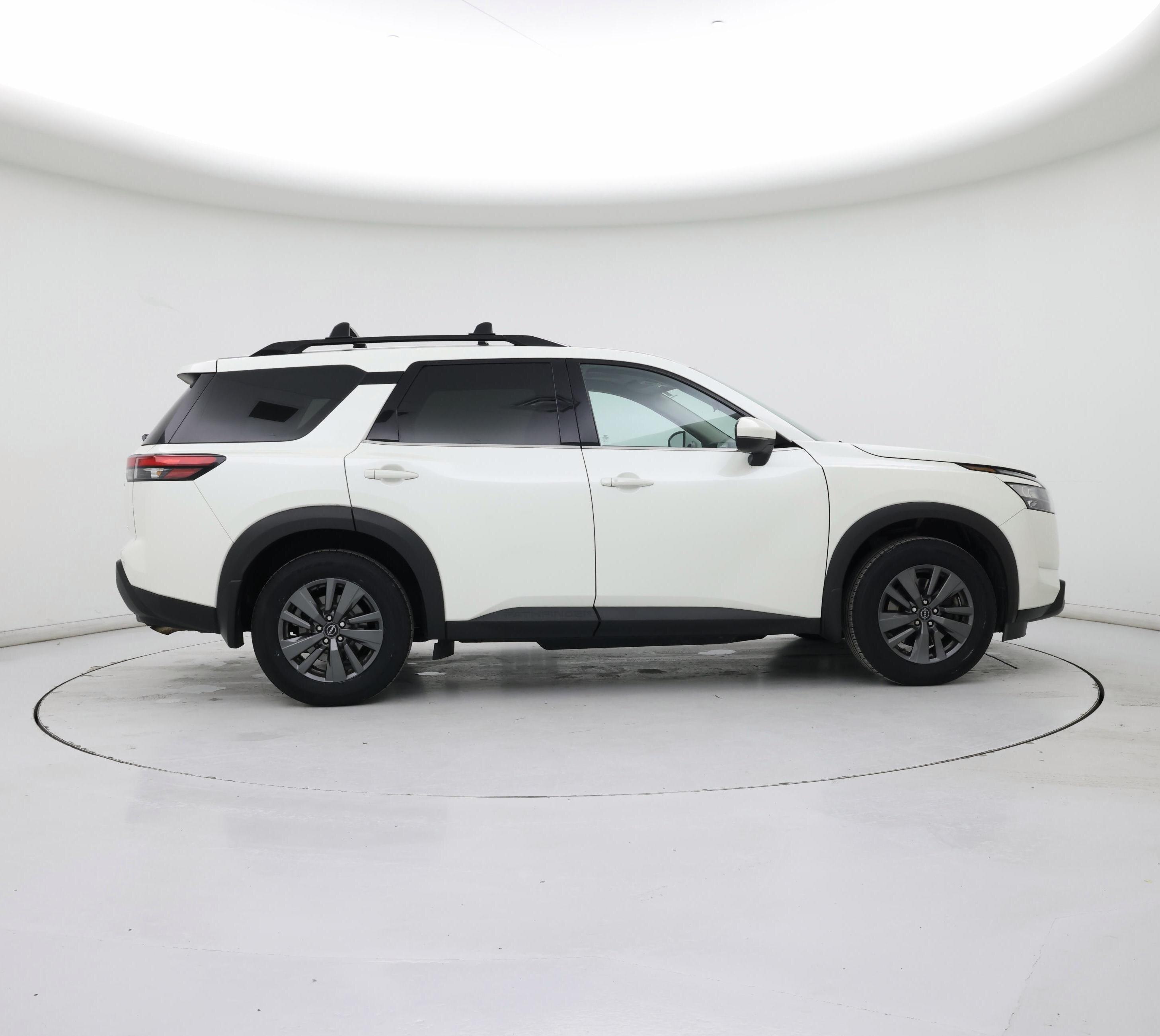 Thumbnail: 2023 Nissan Pathfinder - 7