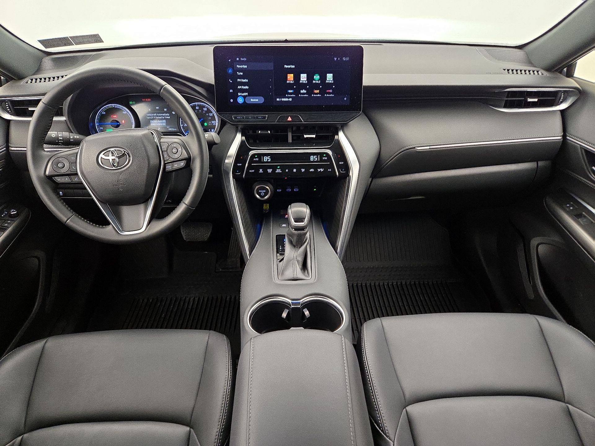 Thumbnail: 2023 Toyota Venza - 9