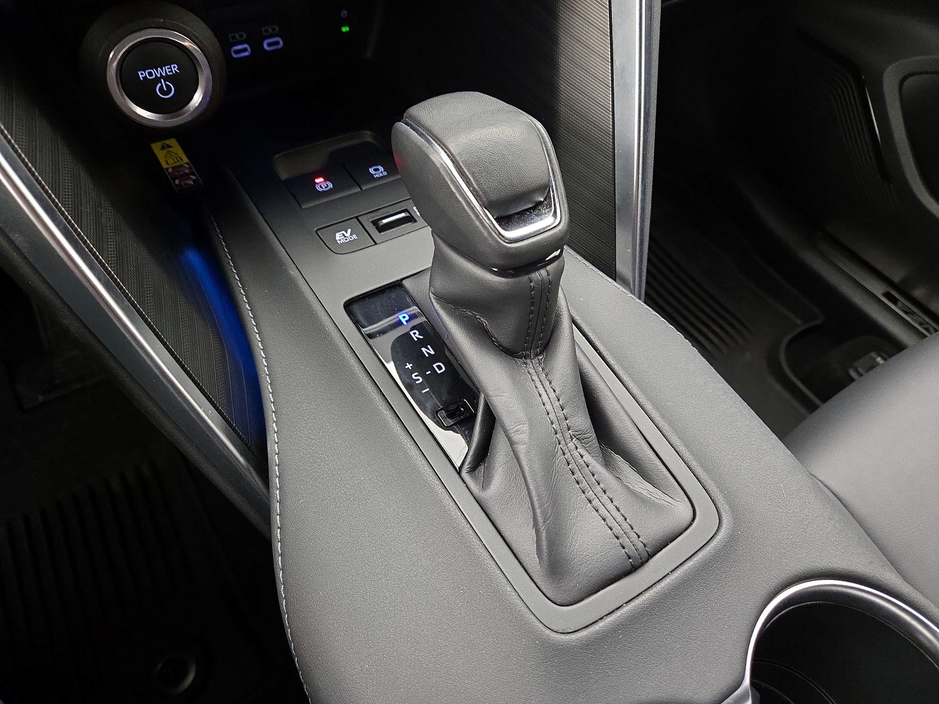 Thumbnail: 2023 Toyota Venza - 17