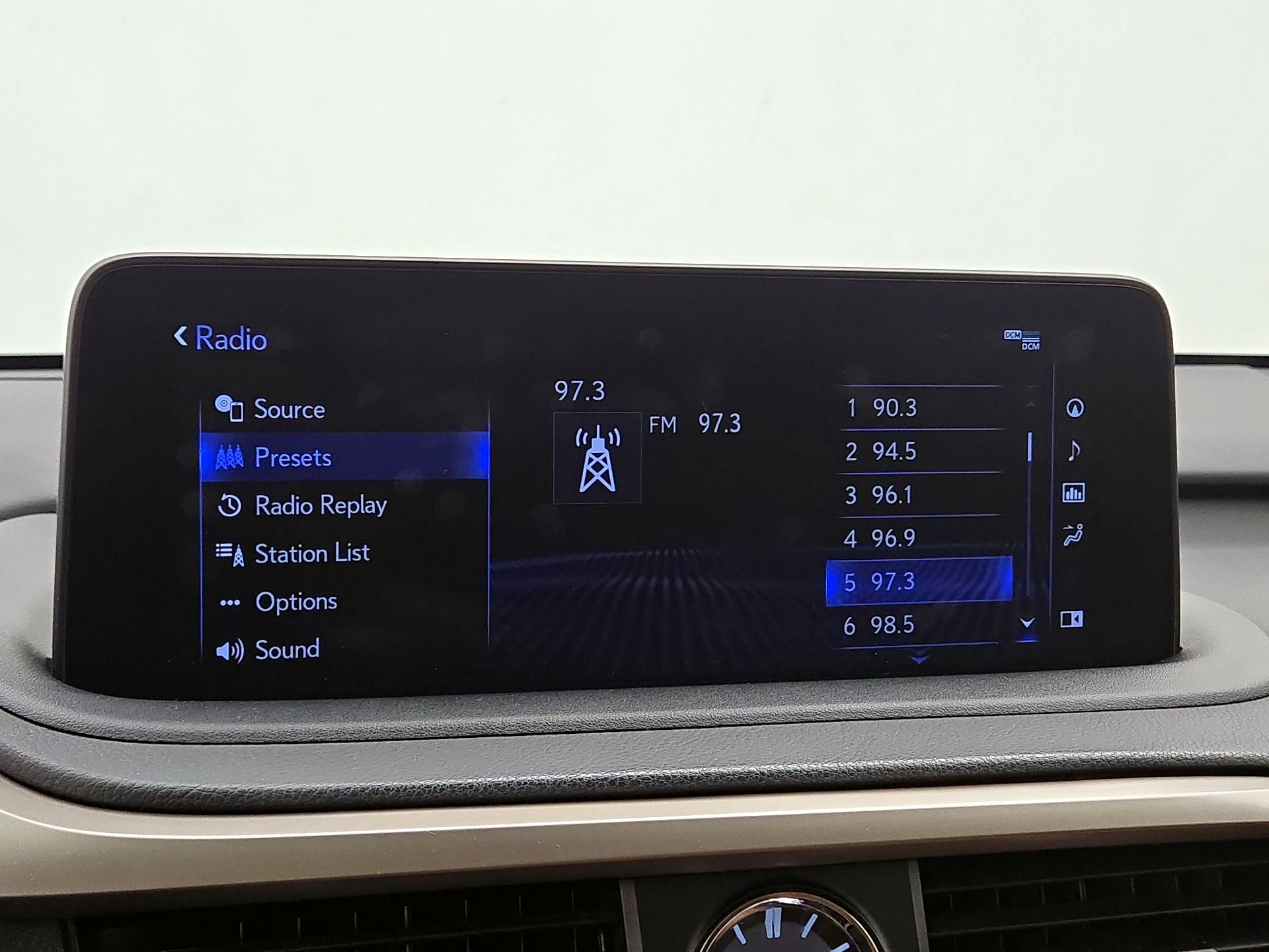 Thumbnail: 2021 Lexus RX - 16