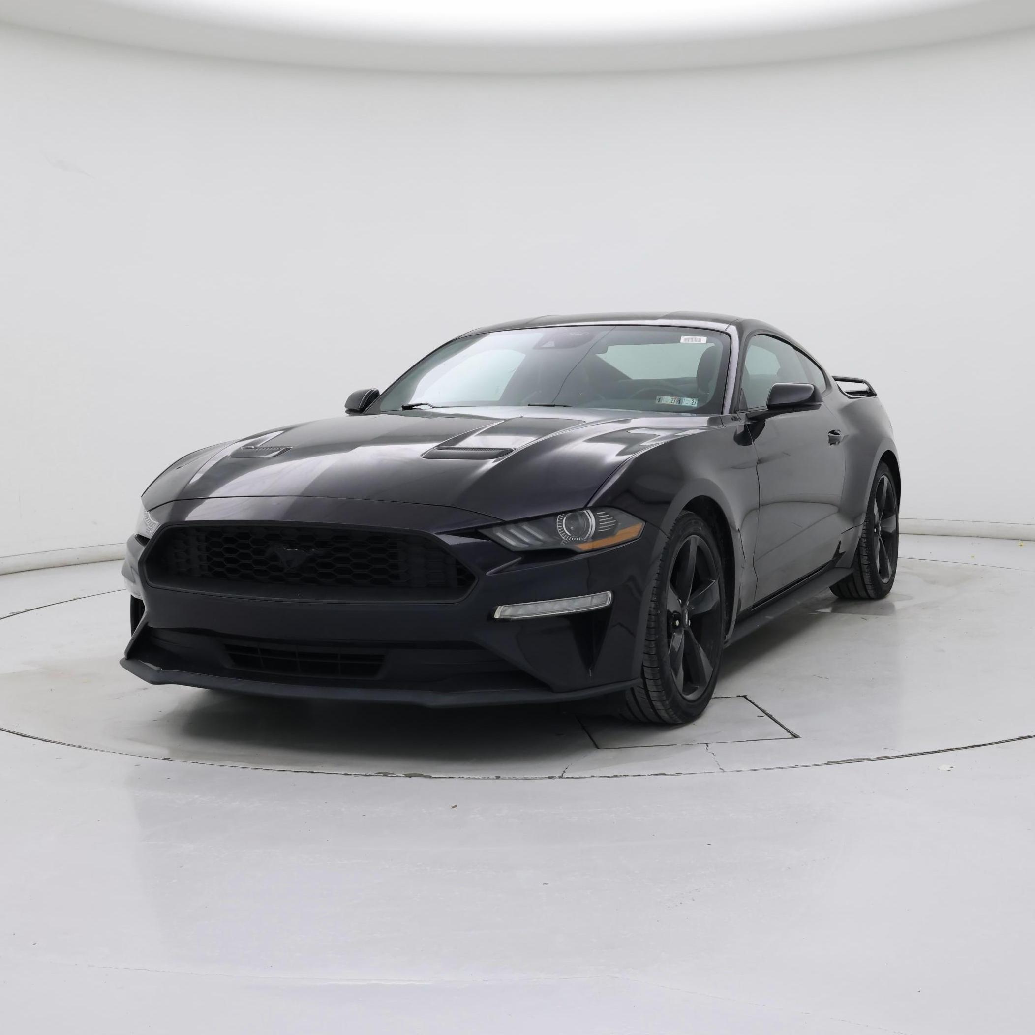 Thumbnail: 2022 Ford Mustang - 4