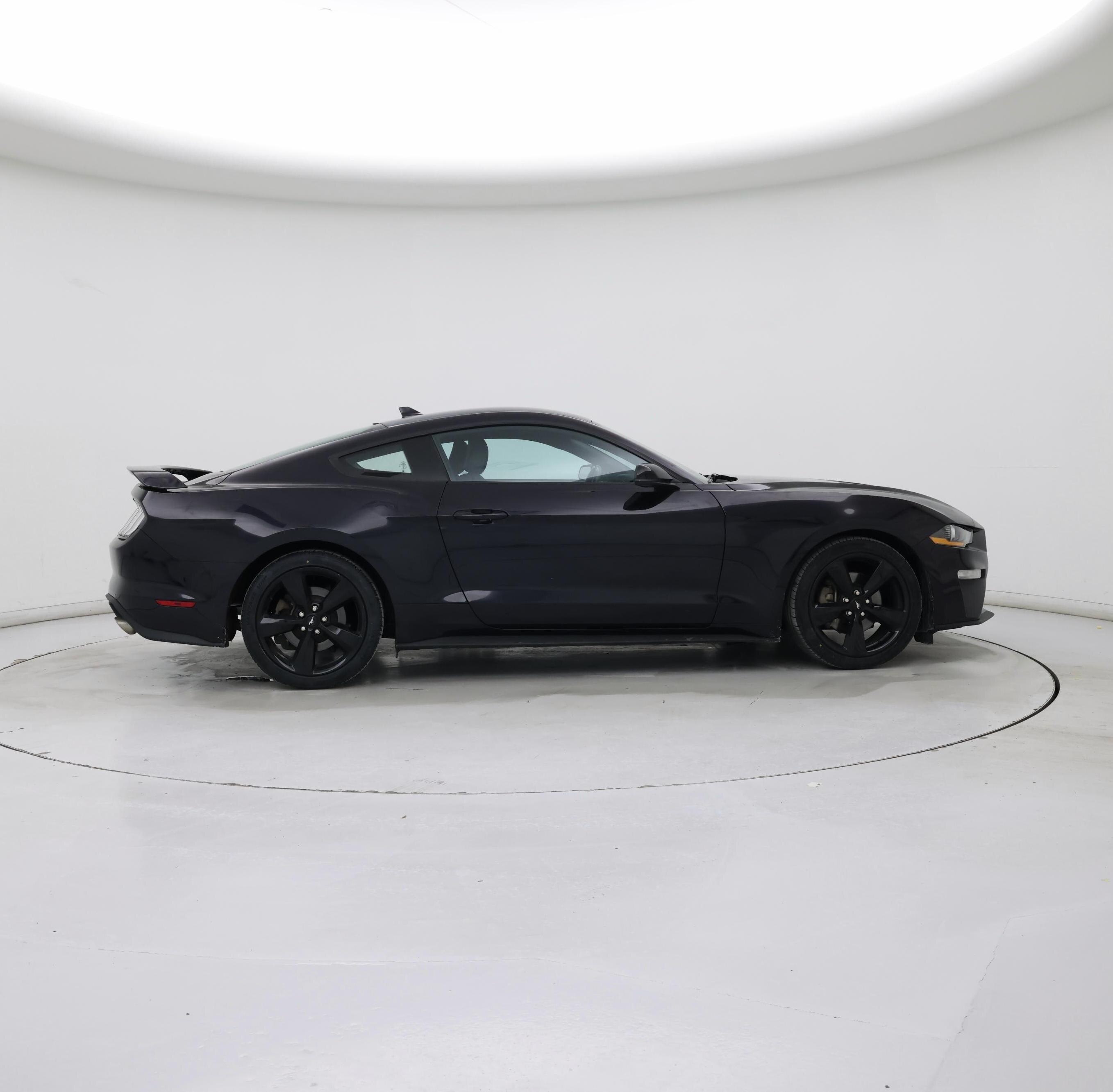 Thumbnail: 2022 Ford Mustang - 7