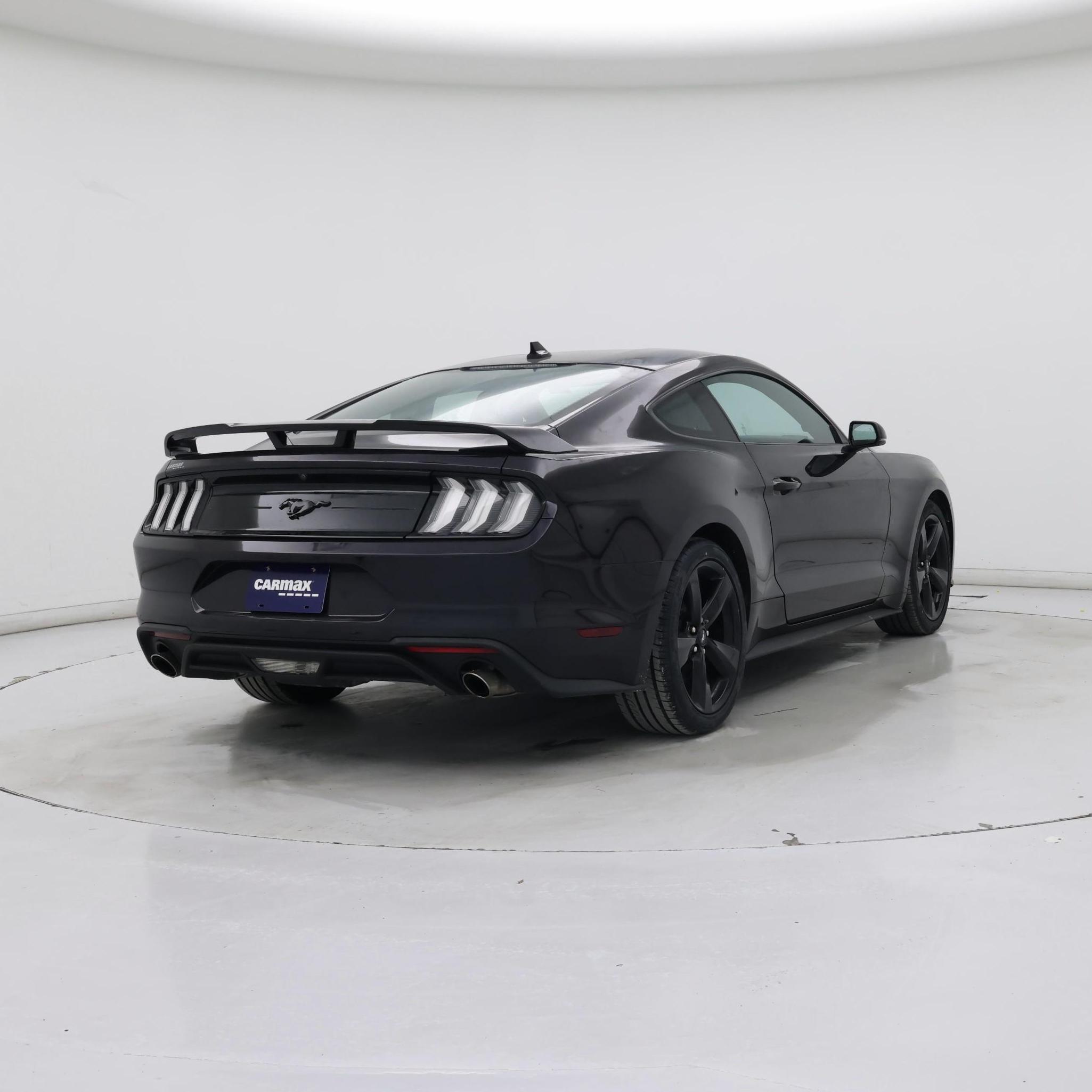 Thumbnail: 2022 Ford Mustang - 8