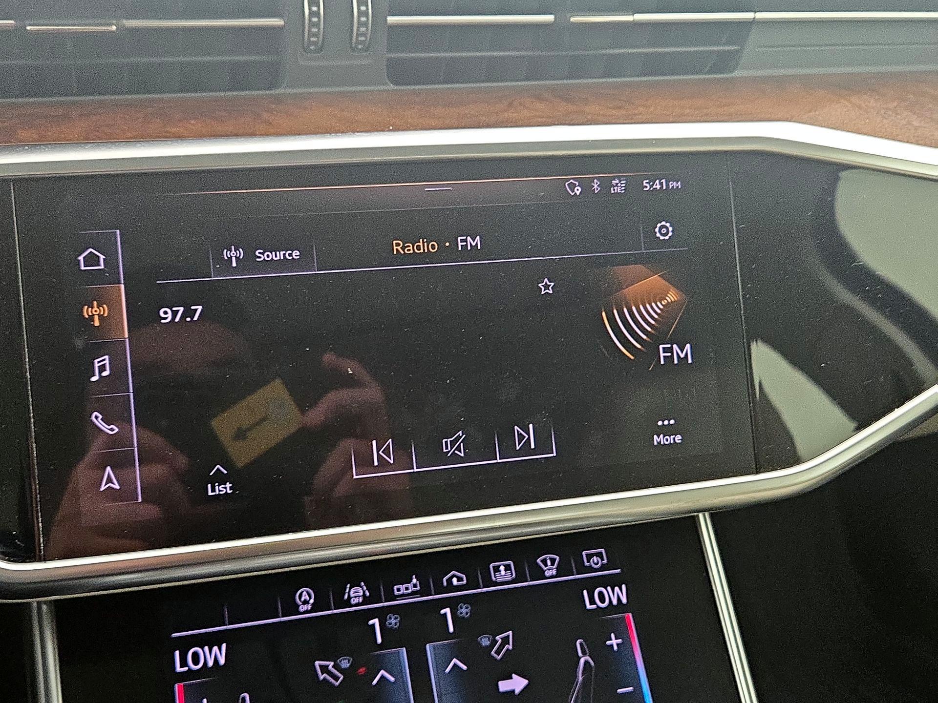 Thumbnail: 2019 Audi A6 - 16