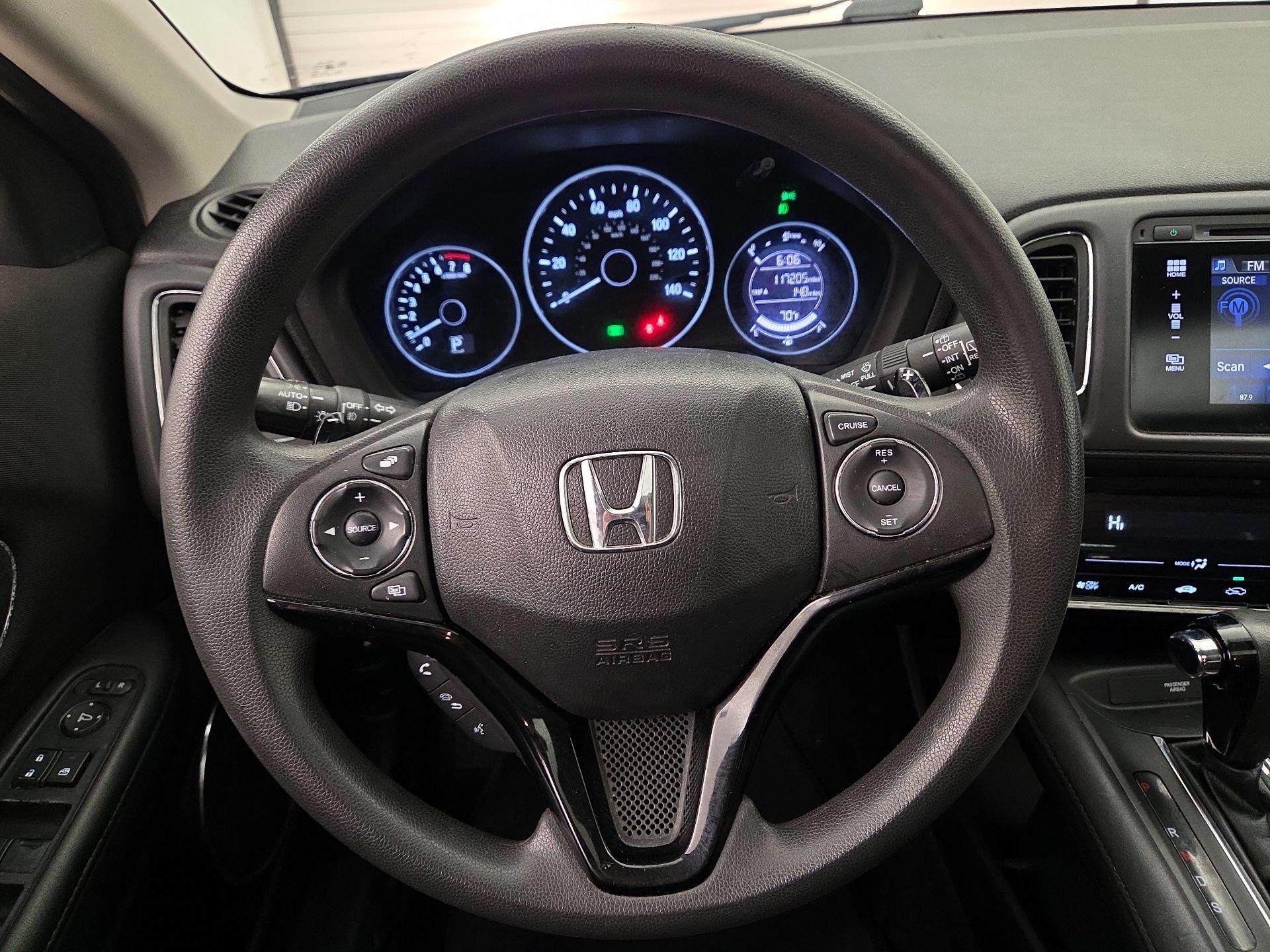 Thumbnail: 2016 Honda HR-V - 10